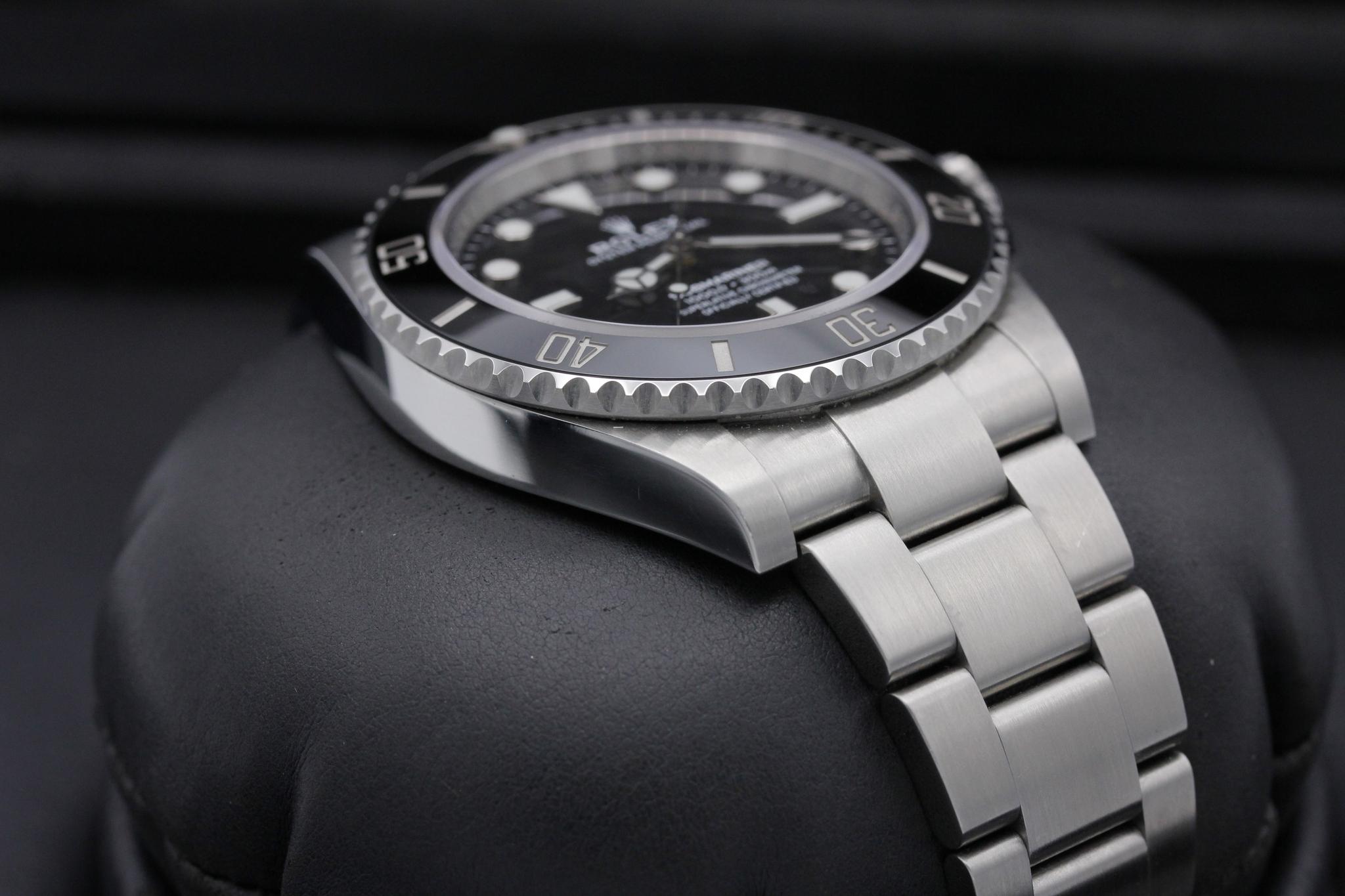 Watch Image 6