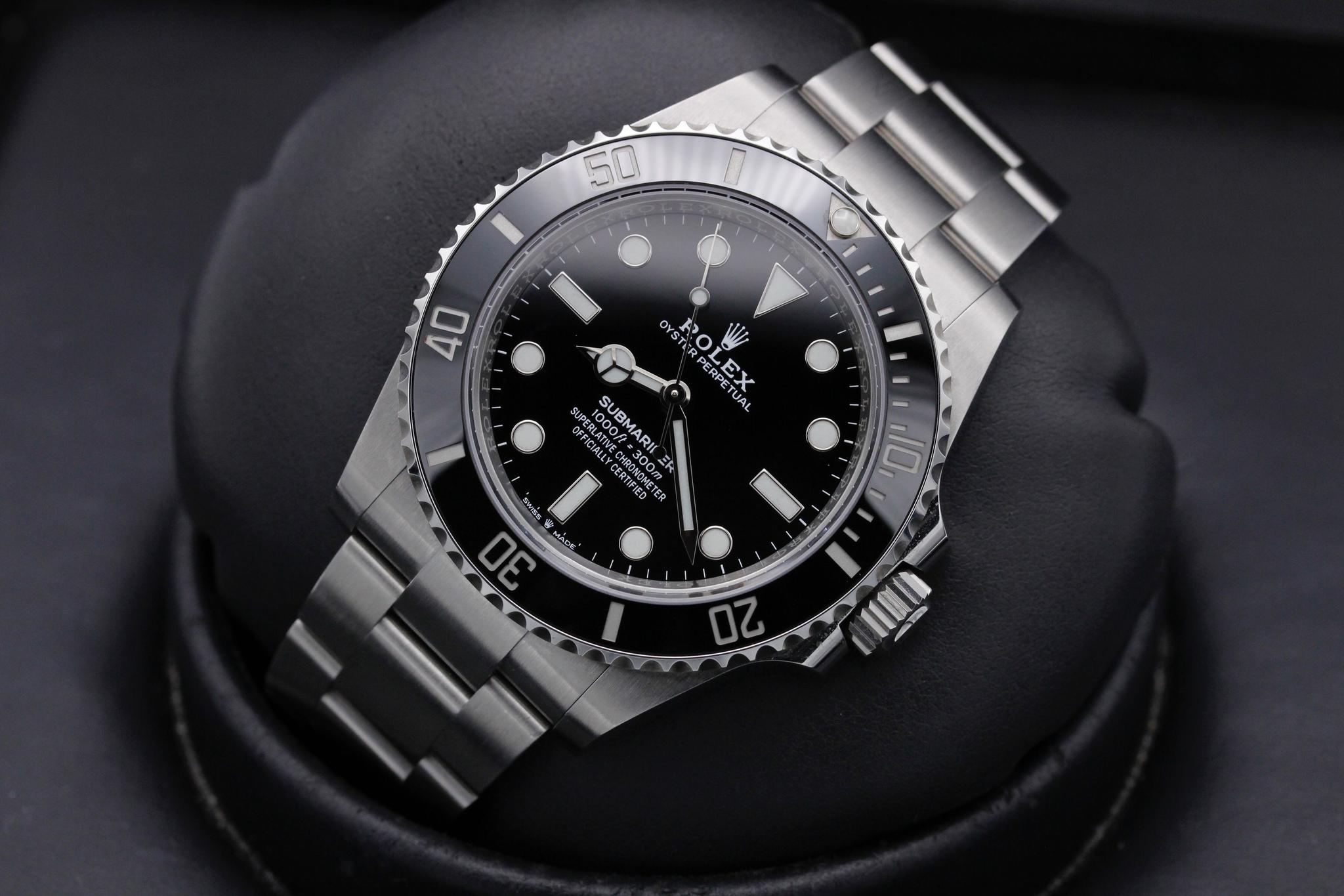 Watch Image 9