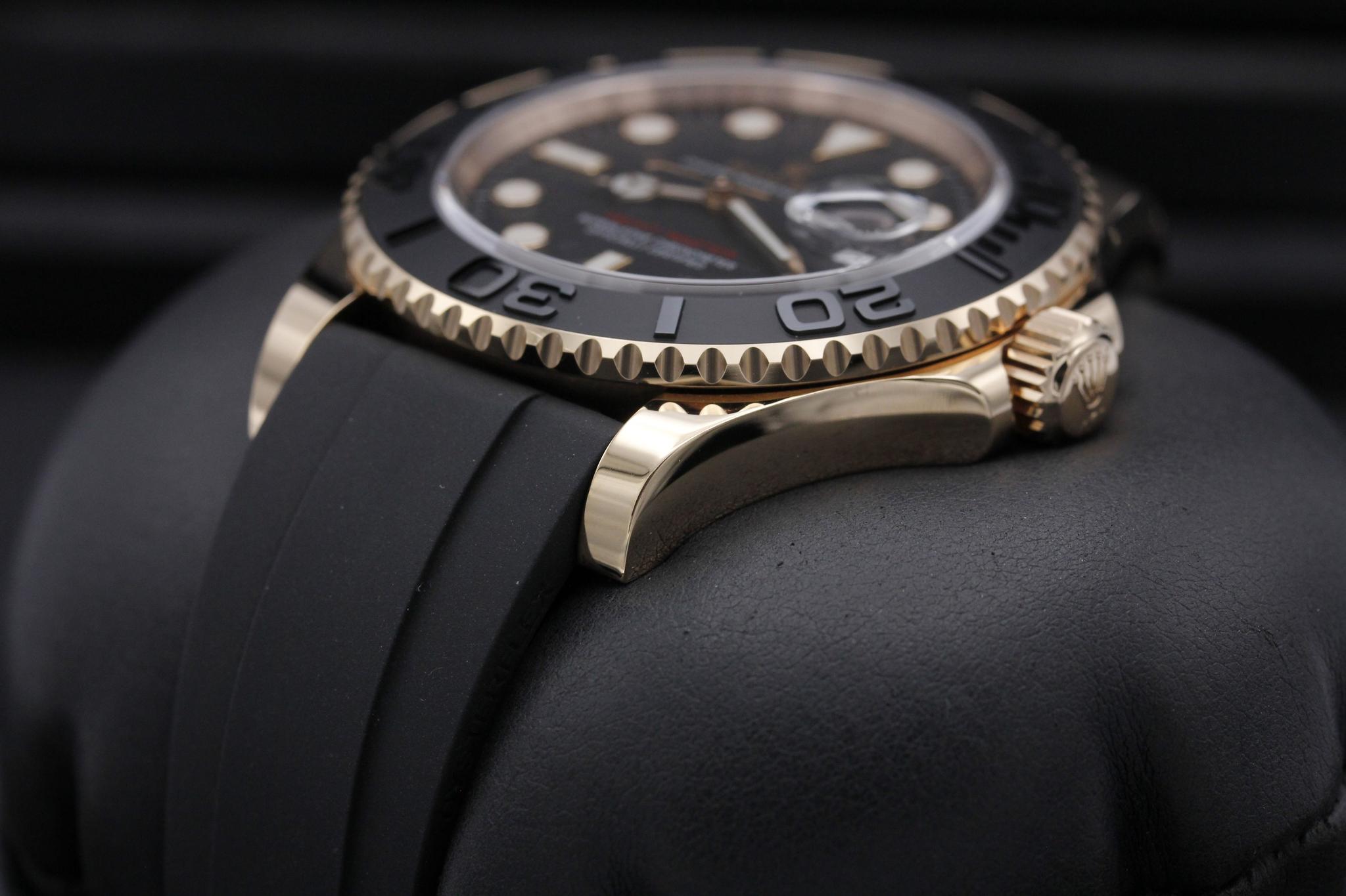 Watch Image 2