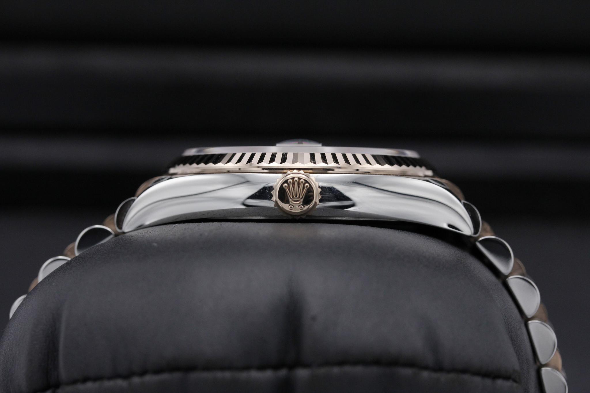 Watch Image 3