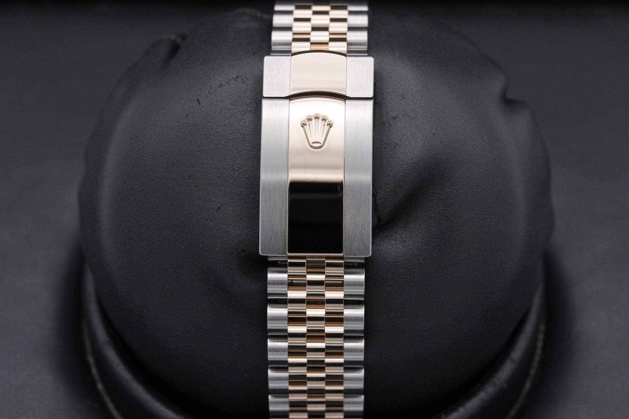 Watch Image 8