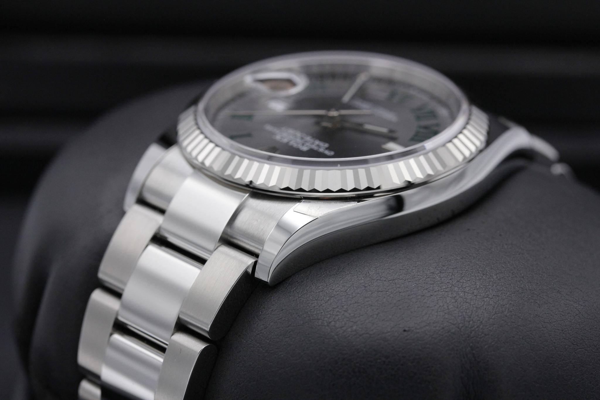 Watch Image 5