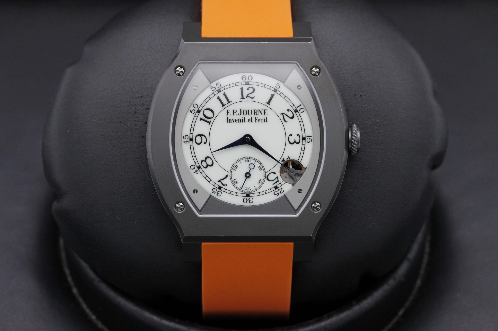 Watch Image 1
