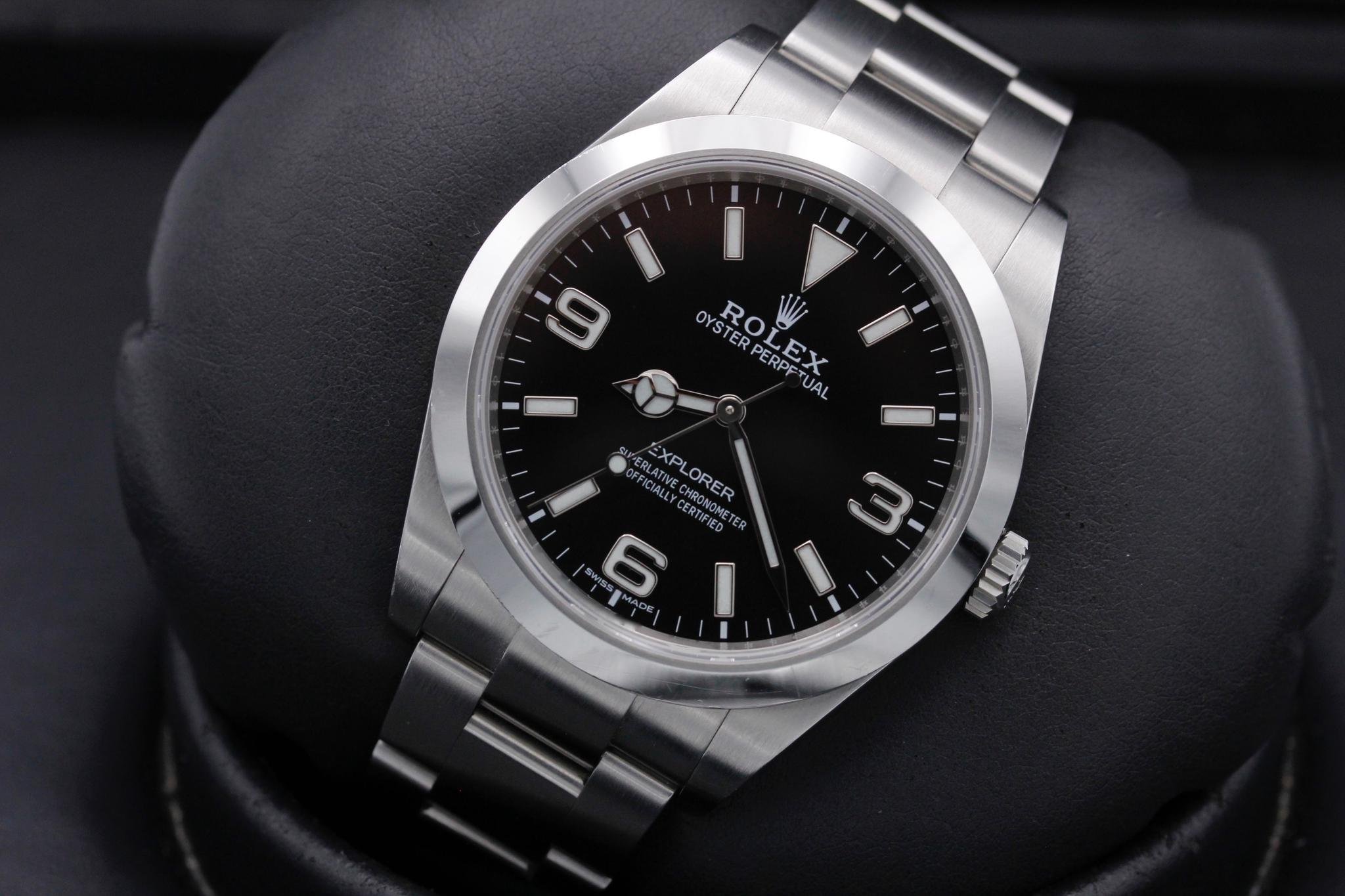 Watch Image 10