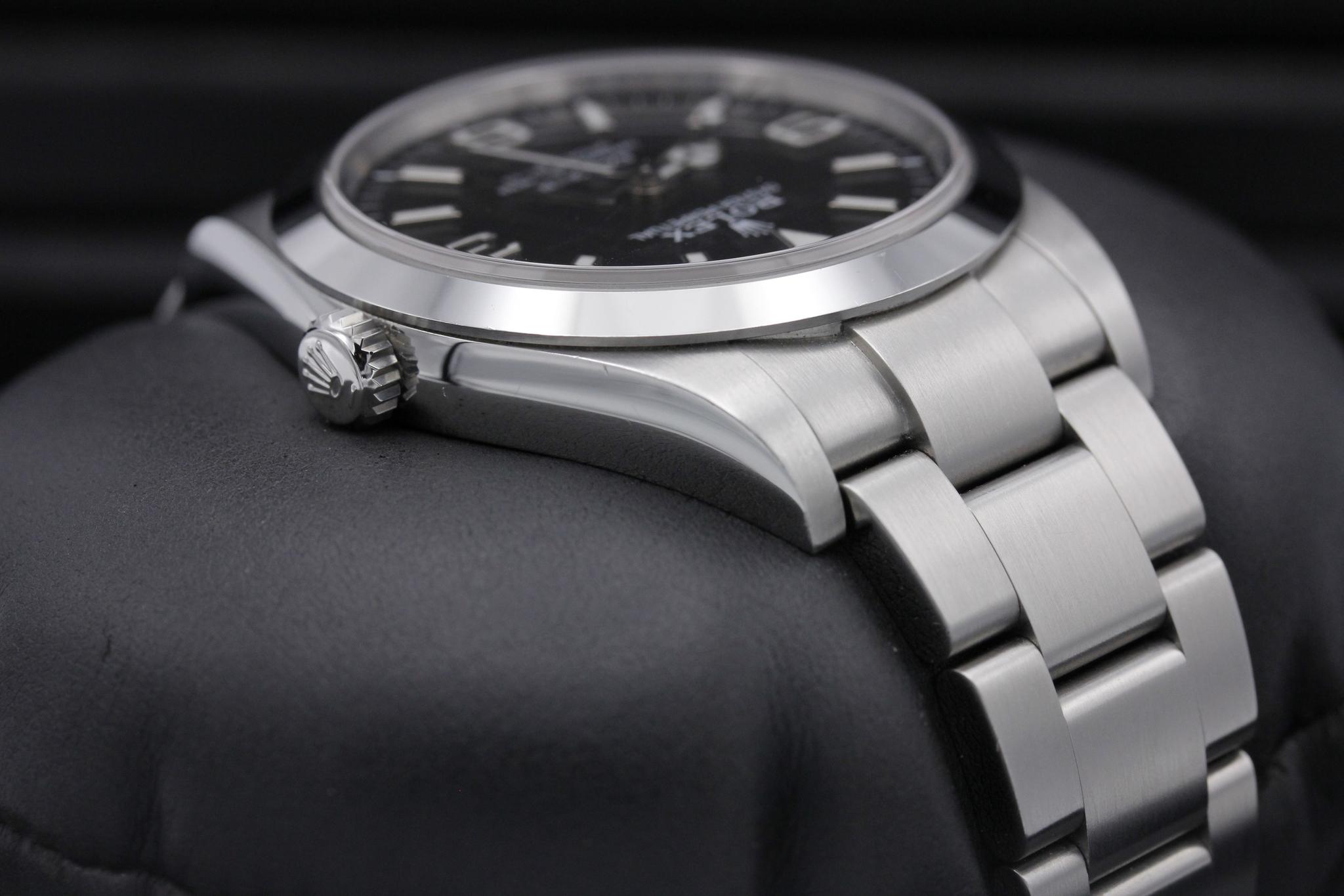 Watch Image 4