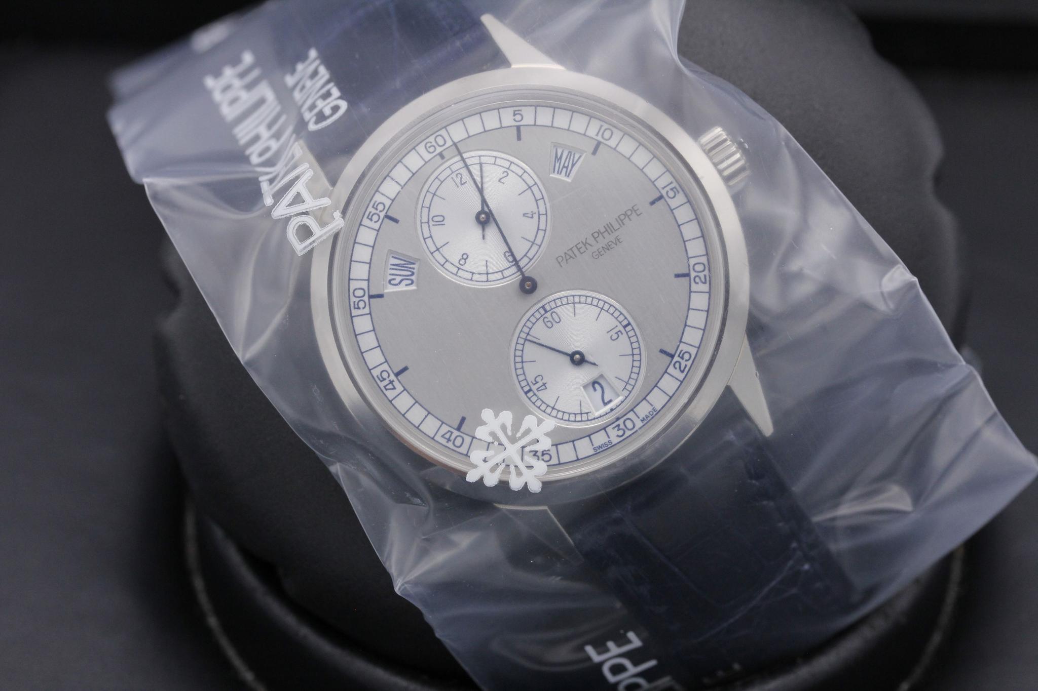 Watch Image 9