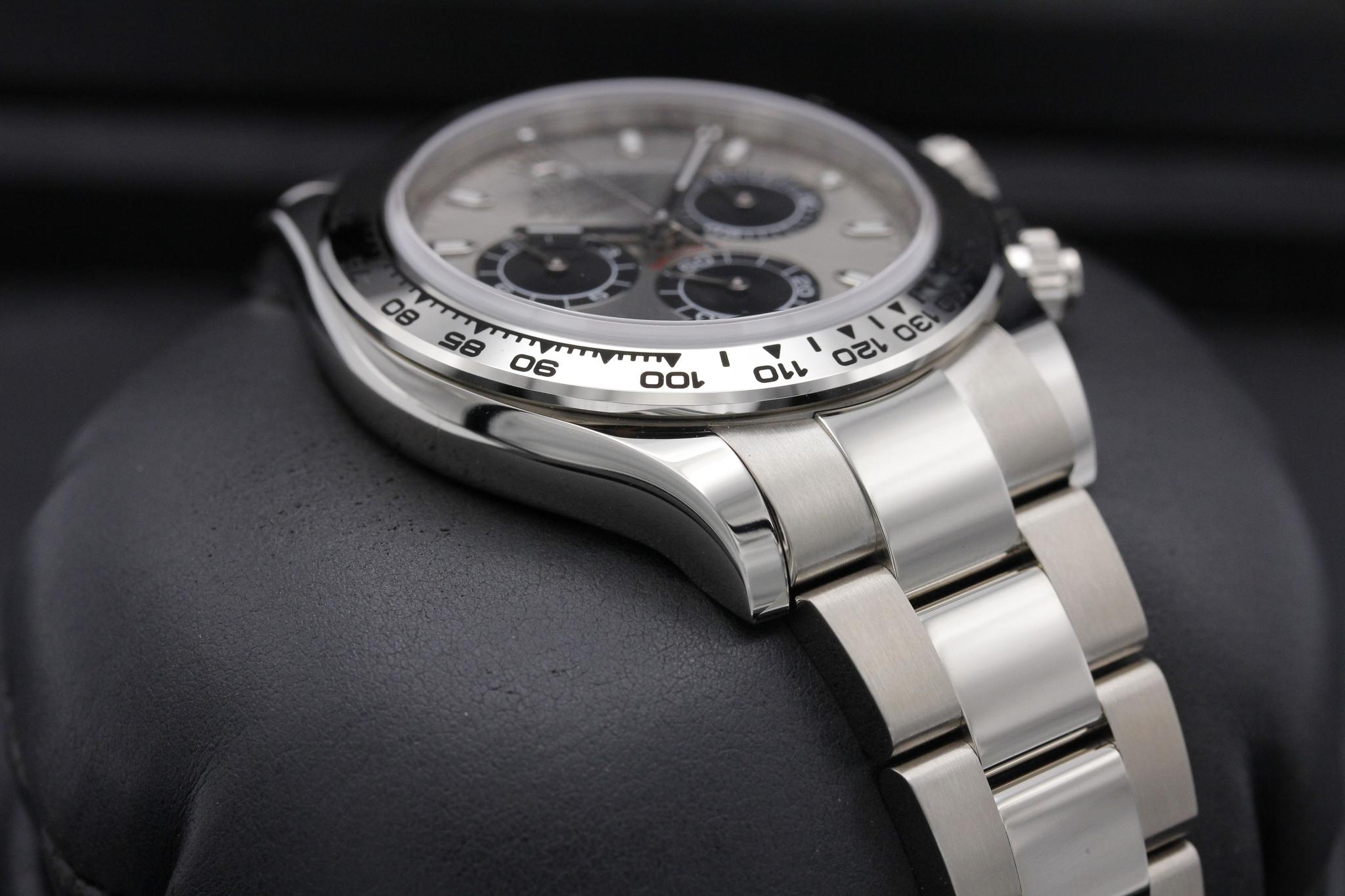 Watch Image 6