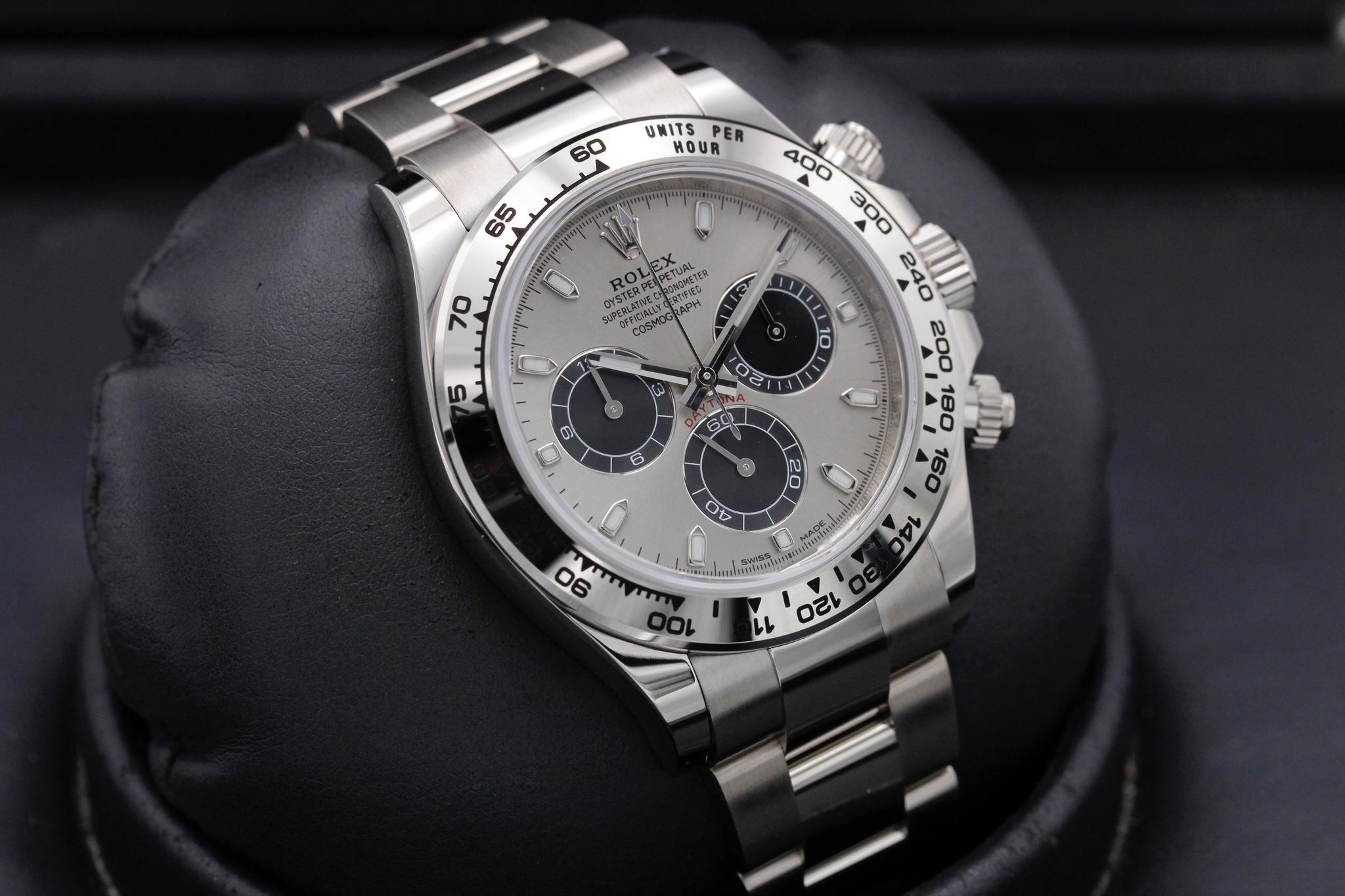 Watch Image 10