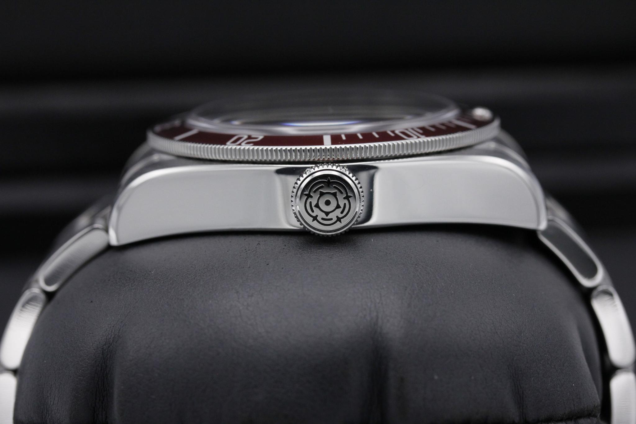 Watch Image 3