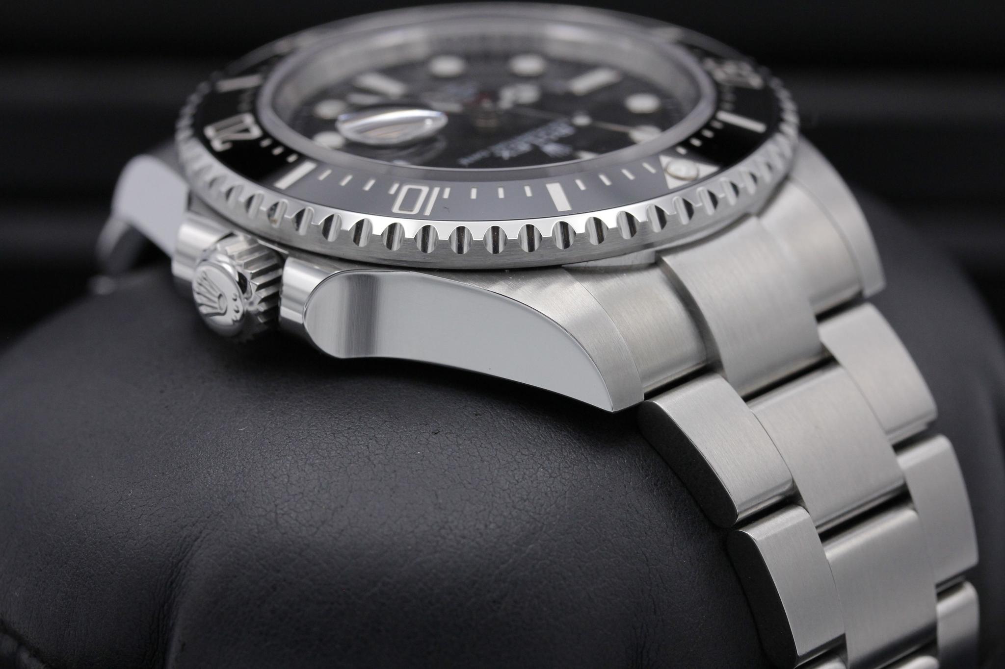 Watch Image 4