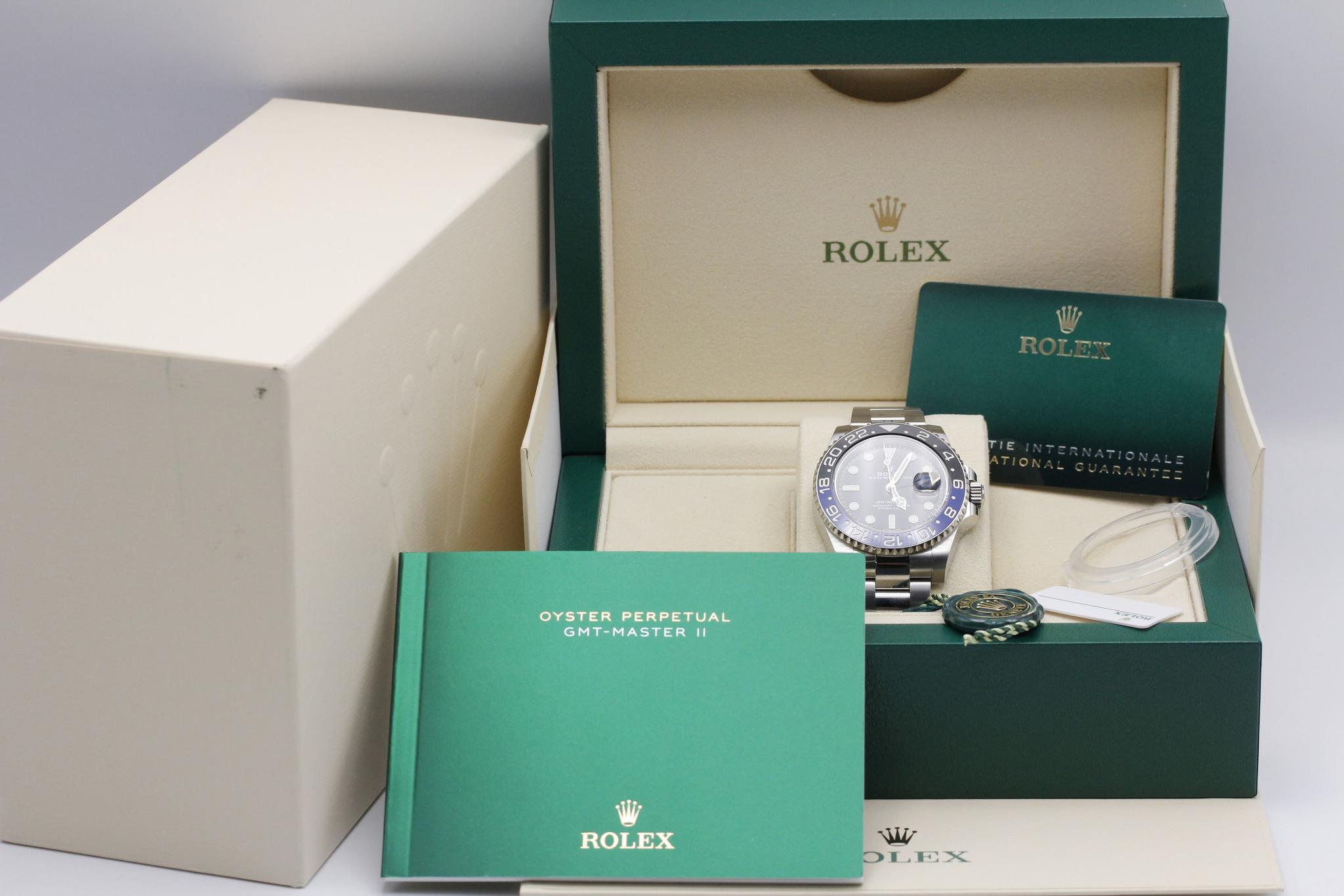 Watch Image 11