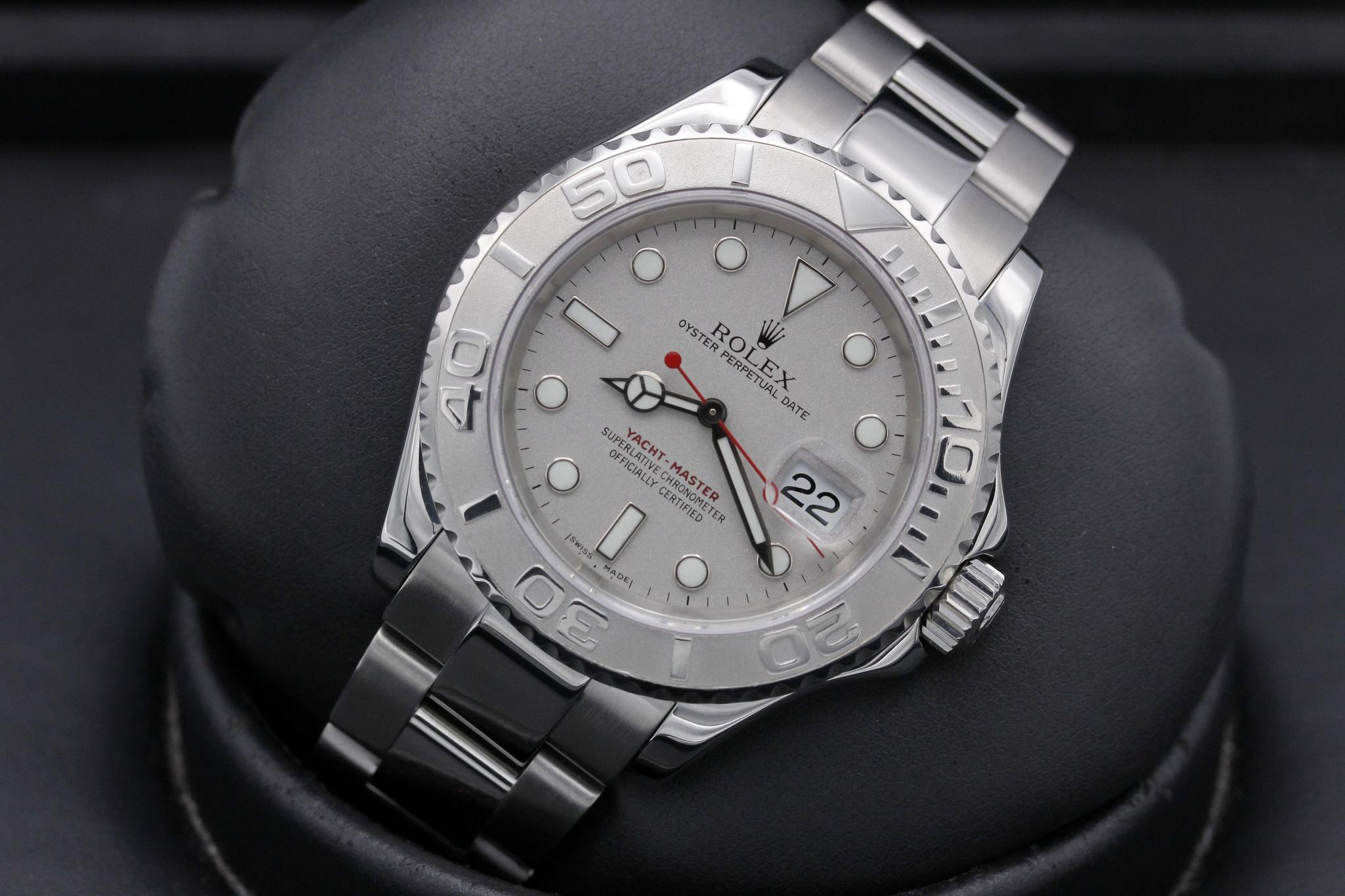 Watch Image 10
