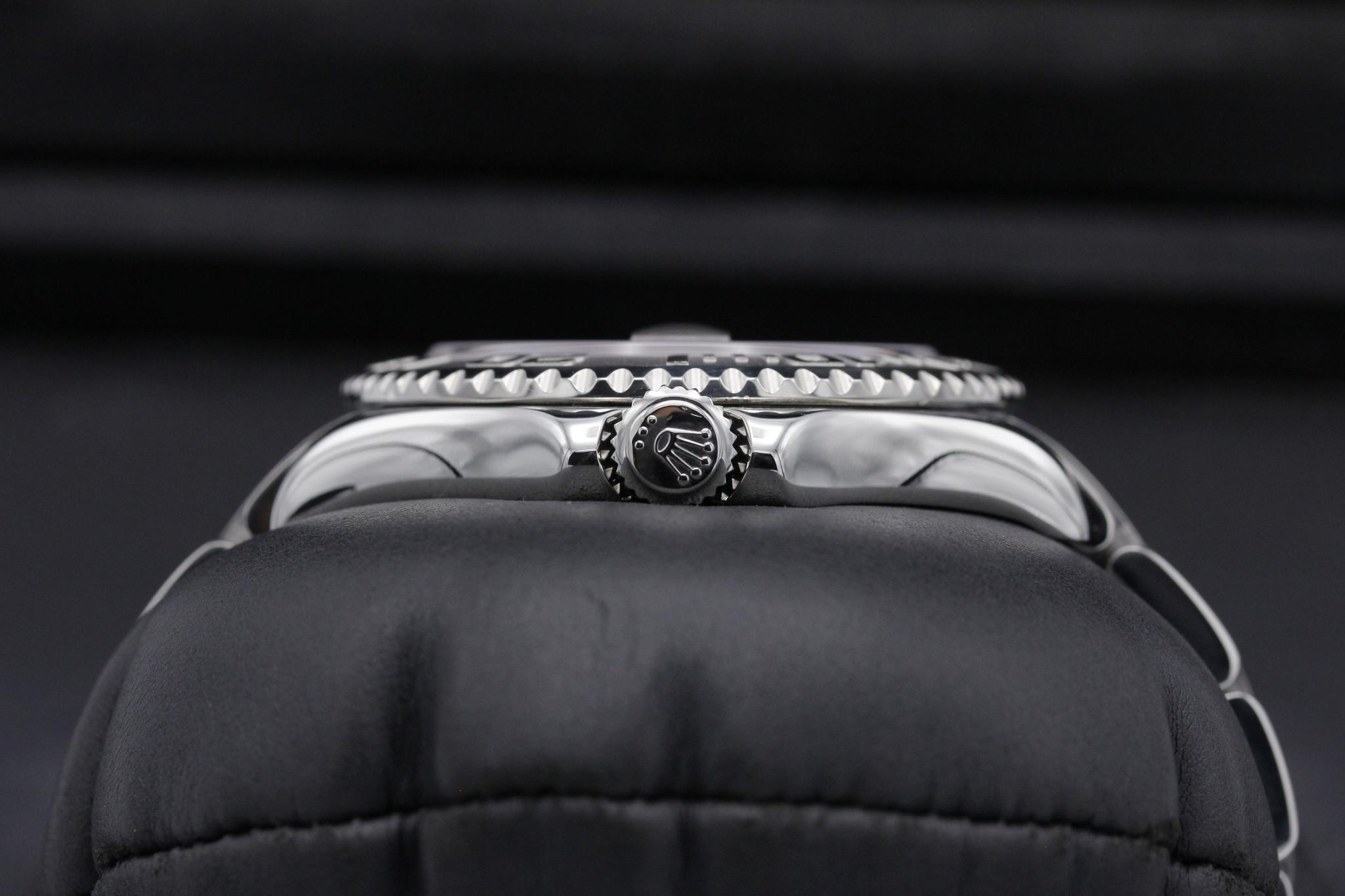 Watch Image 3