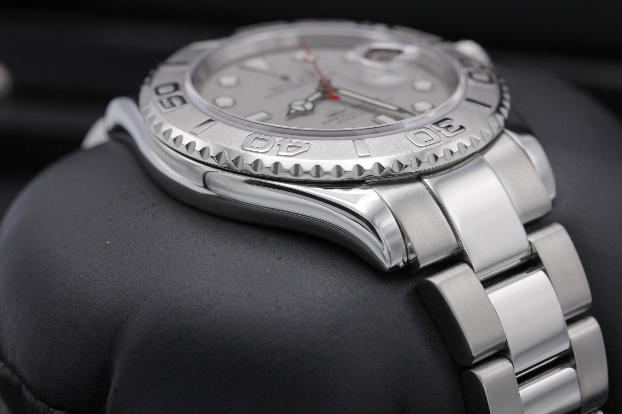 Watch Image 6
