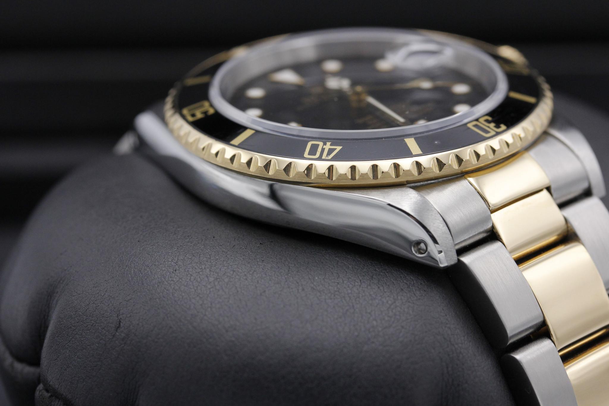 Watch Image 6