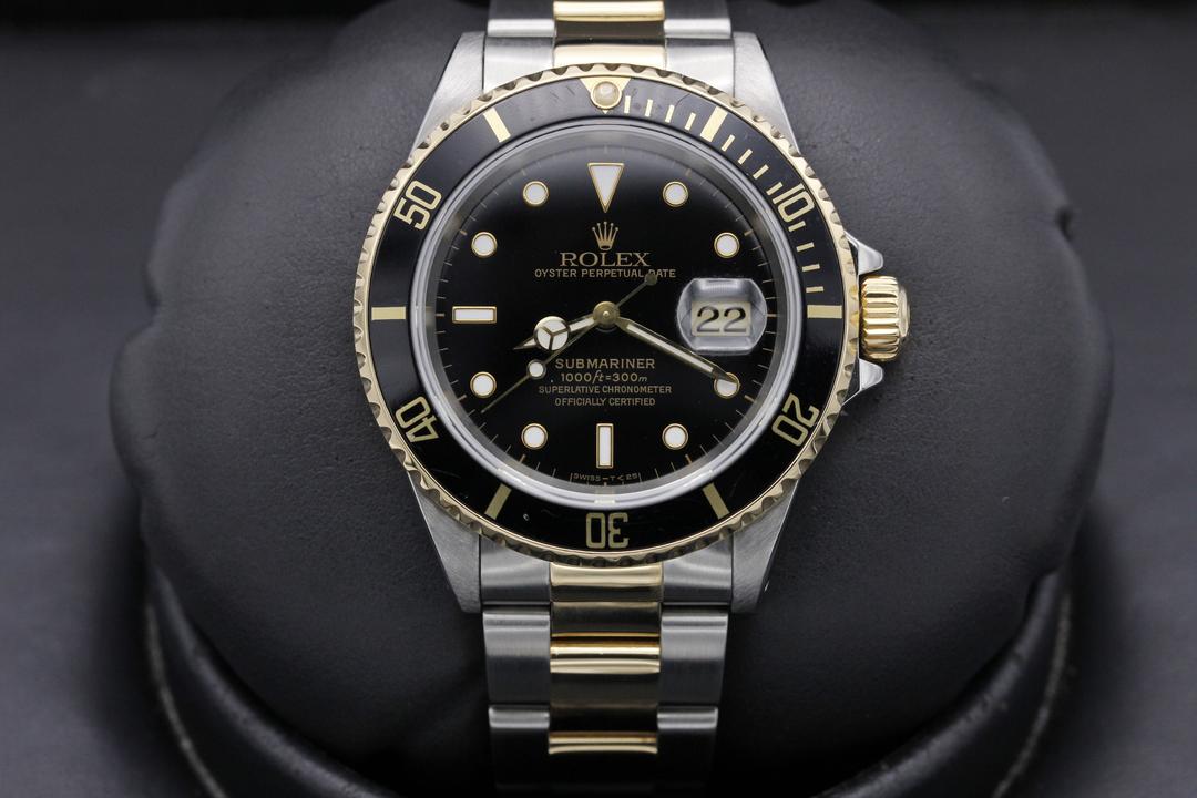Rolex Submariner Date 16613