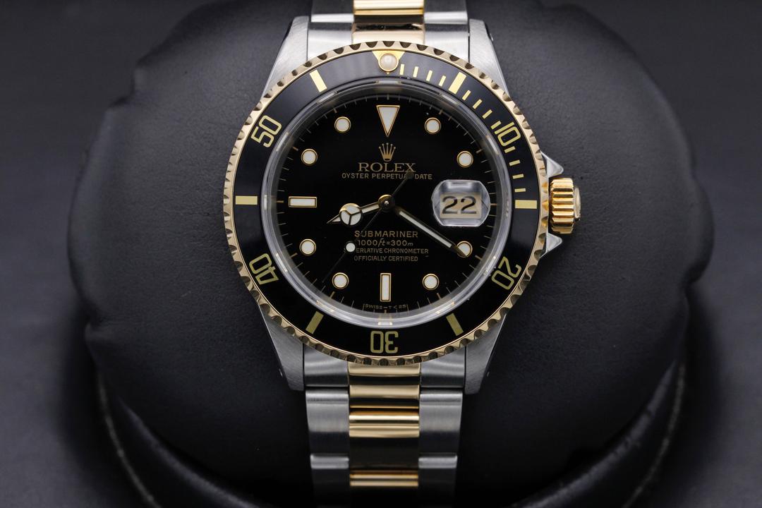 Rolex Submariner Date 16613