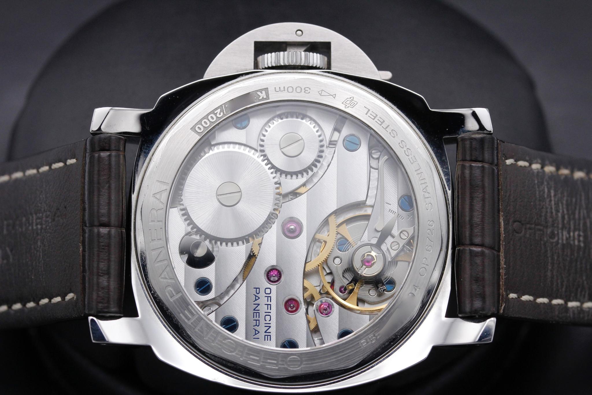 Watch Image 7