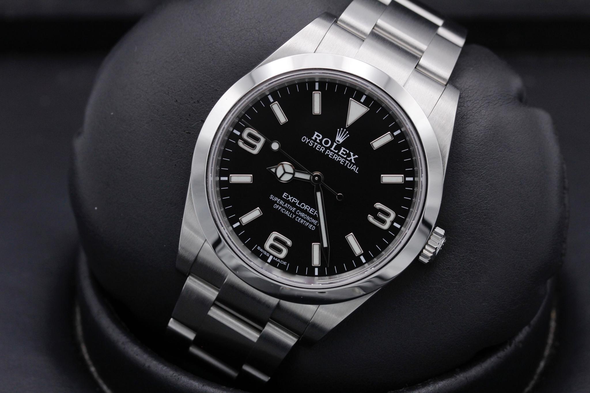 Watch Image 10