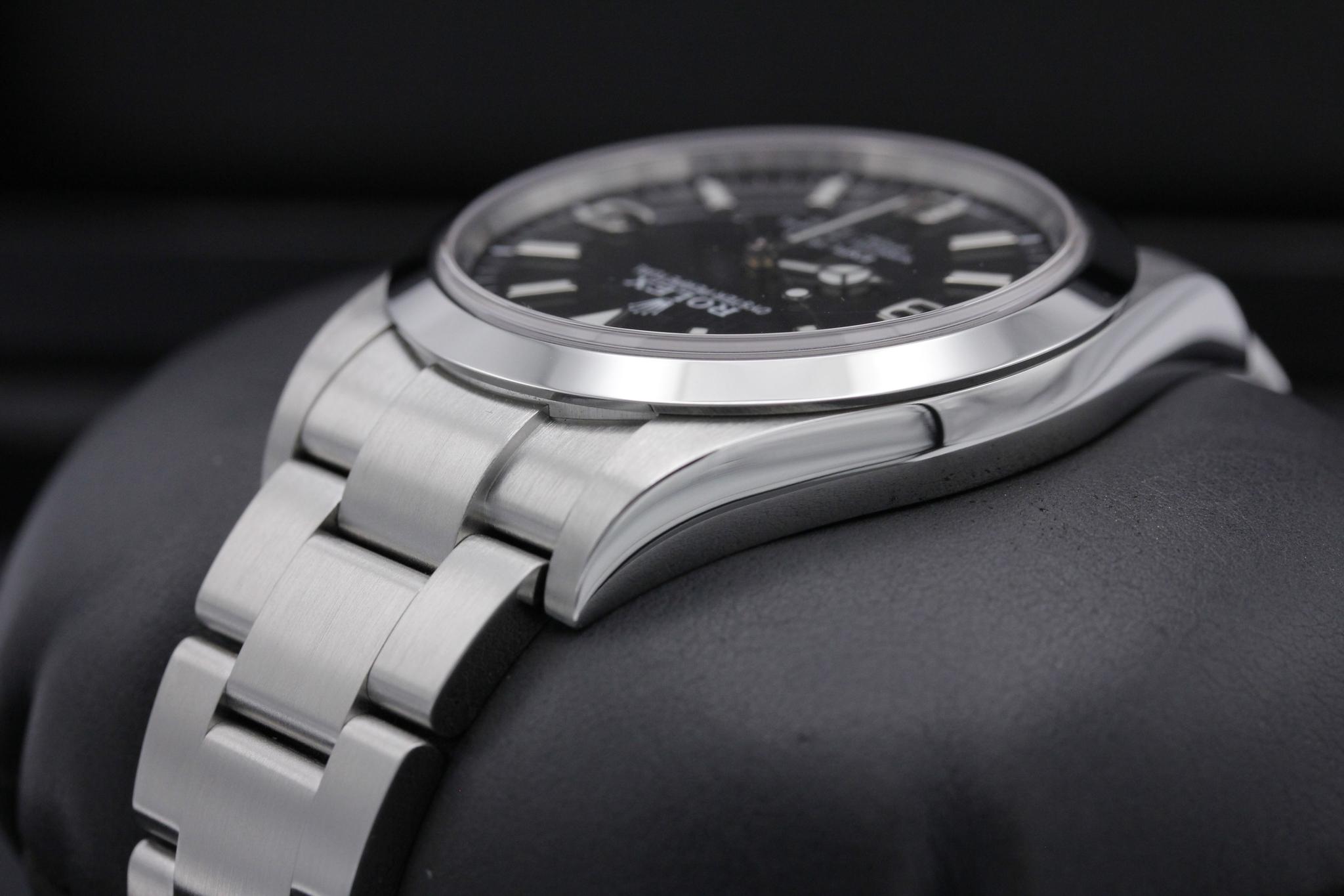 Watch Image 5