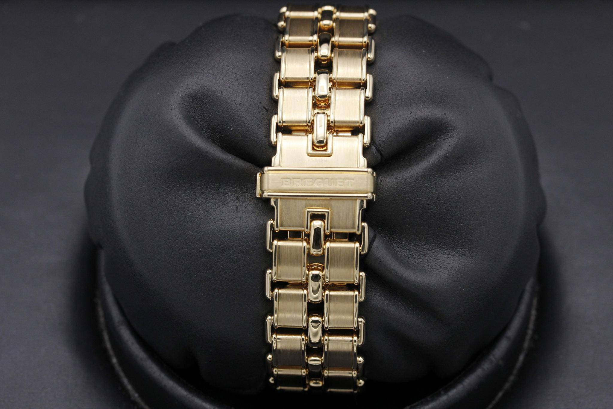Watch Image 8