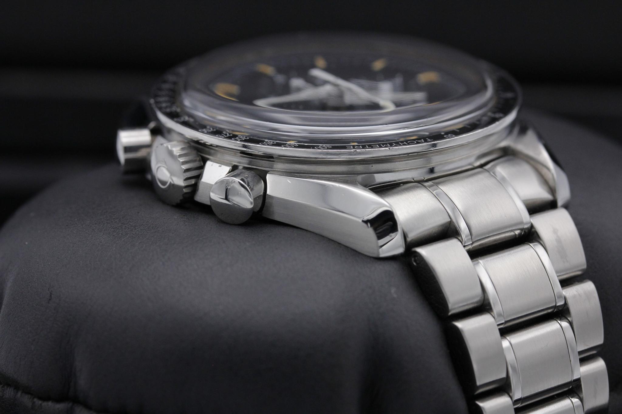 Watch Image 4