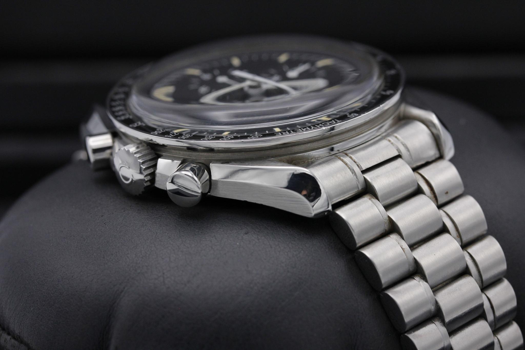 Watch Image 4