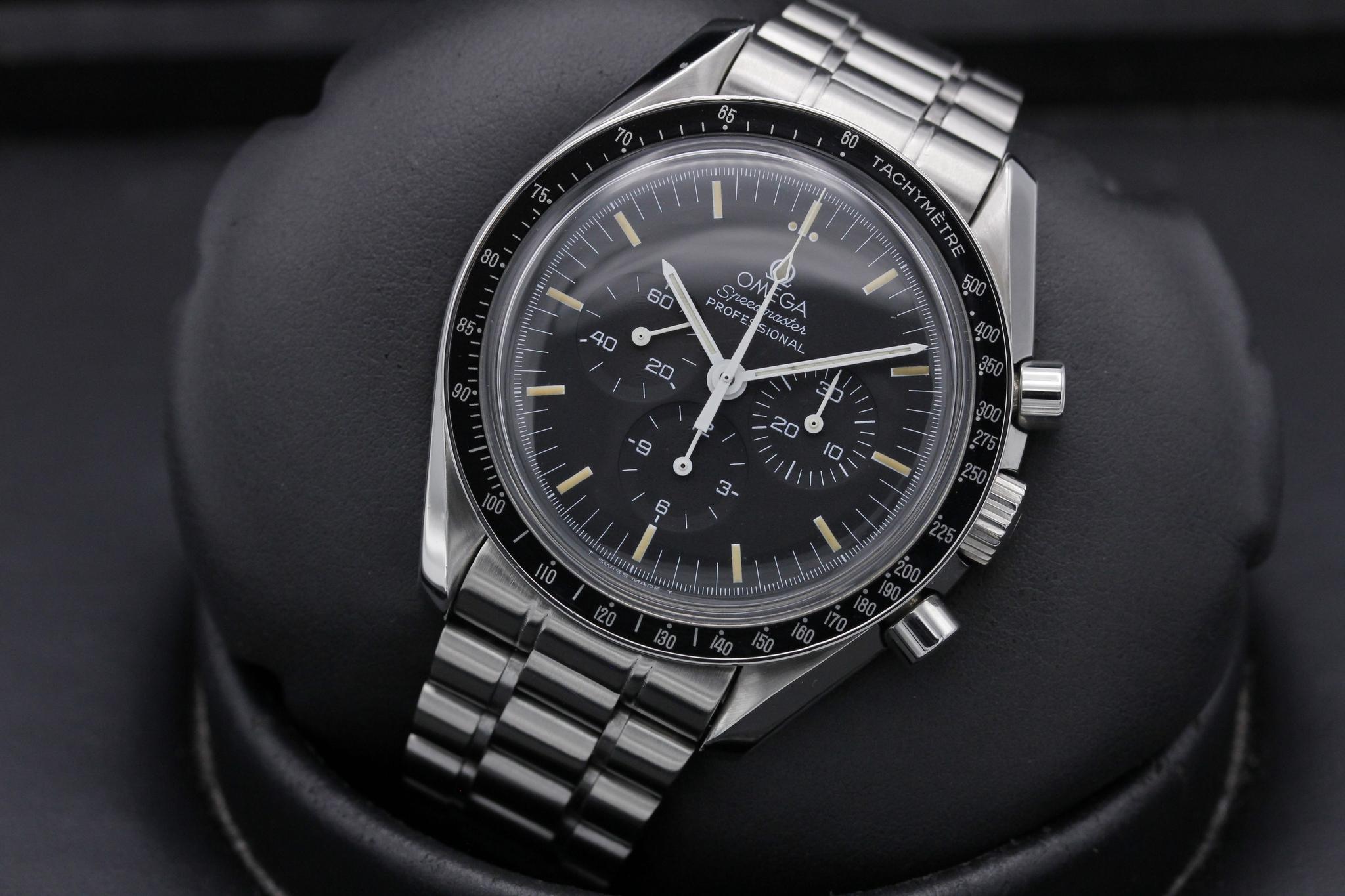 Watch Image 10