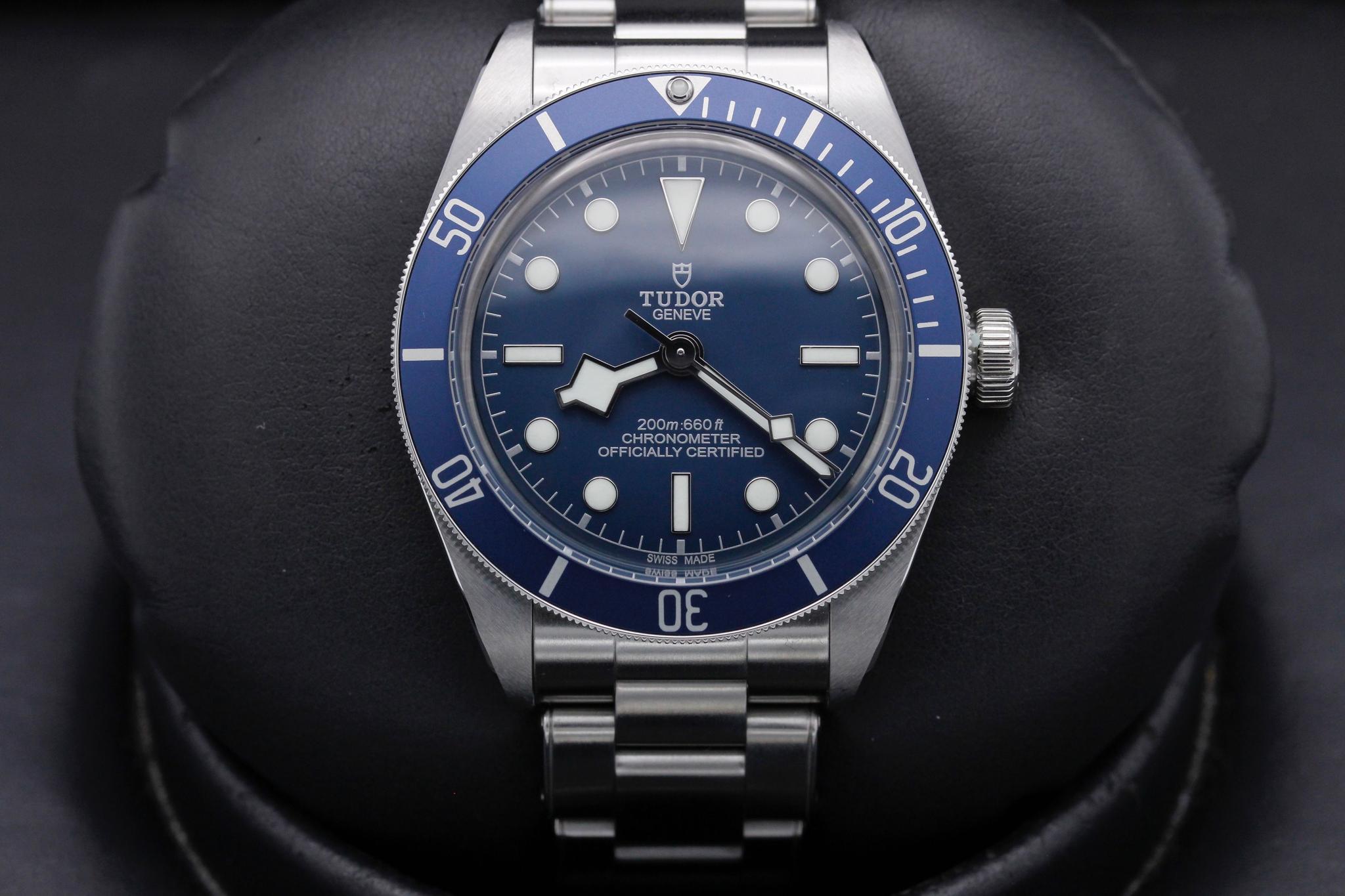 Watch Image 1