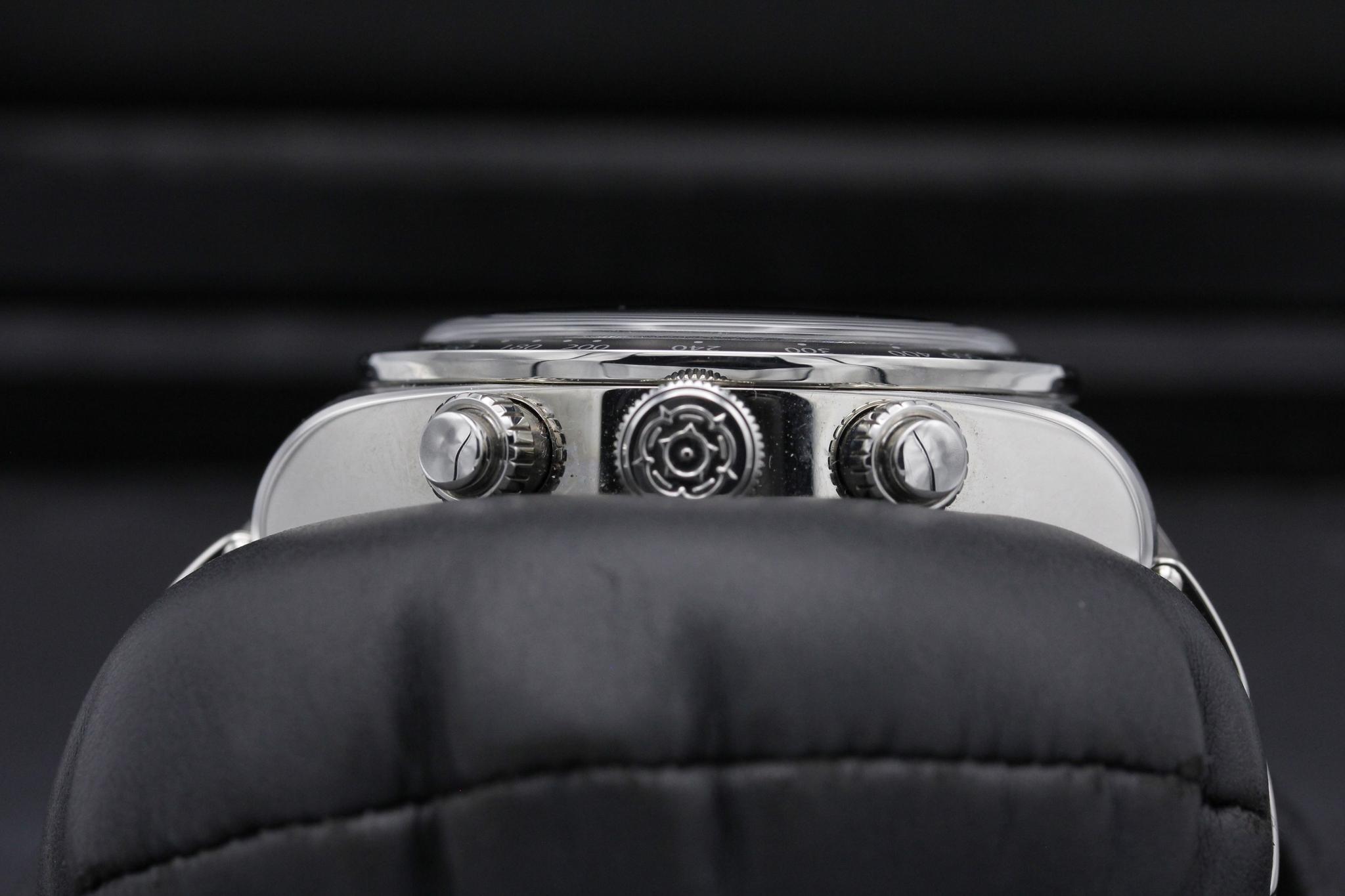Watch Image 3