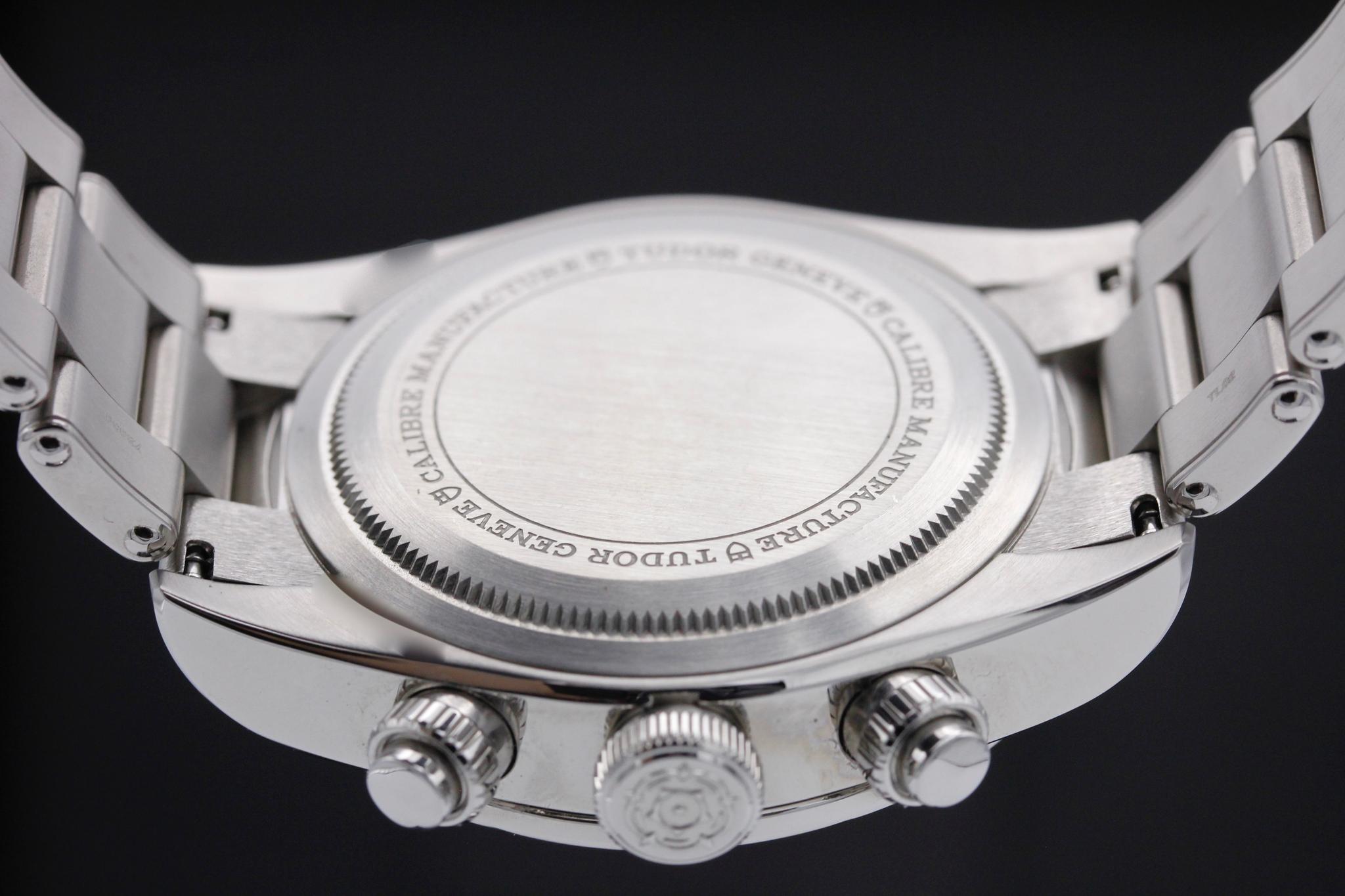 Watch Image 7