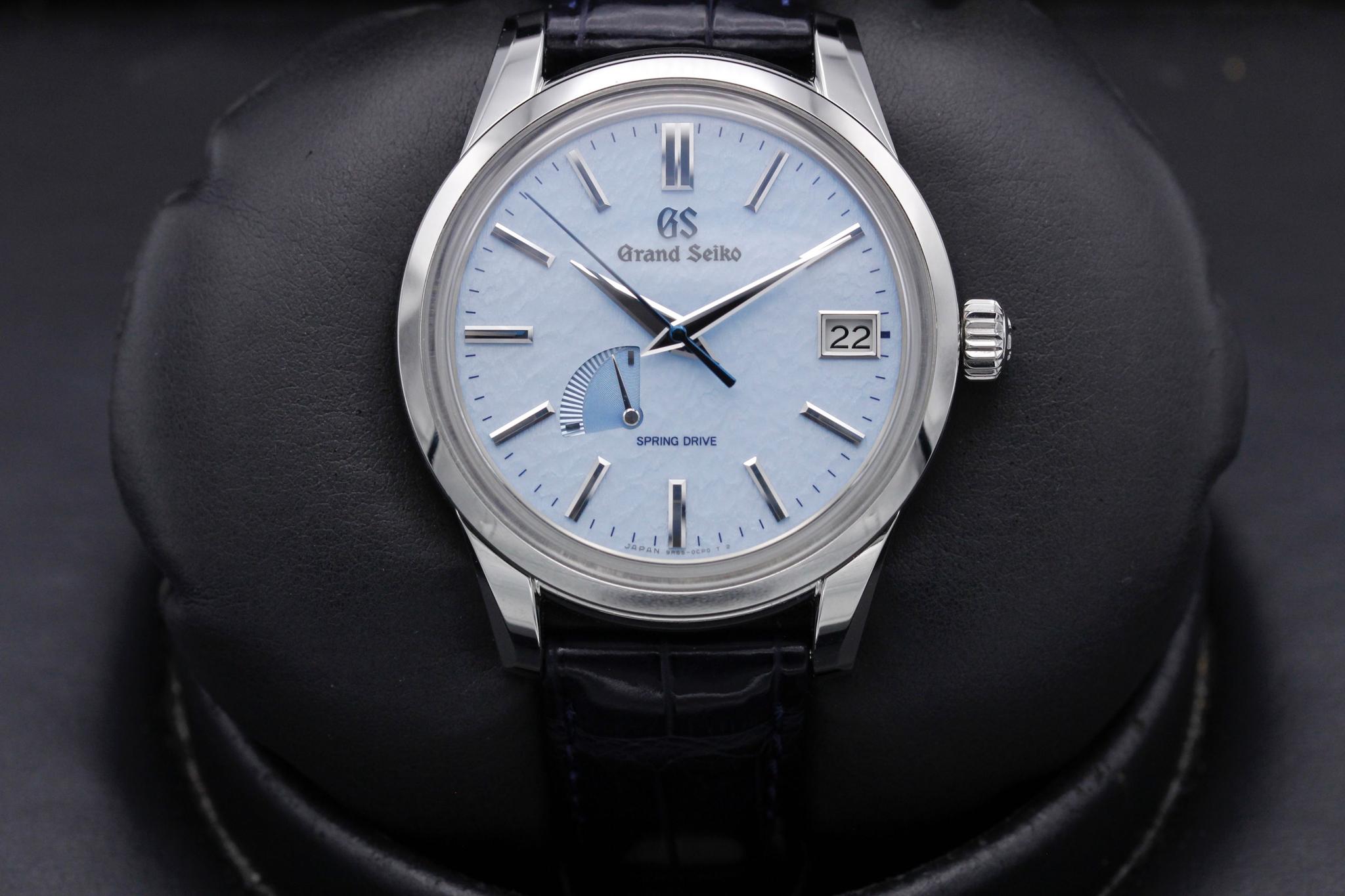 Watch Image 1