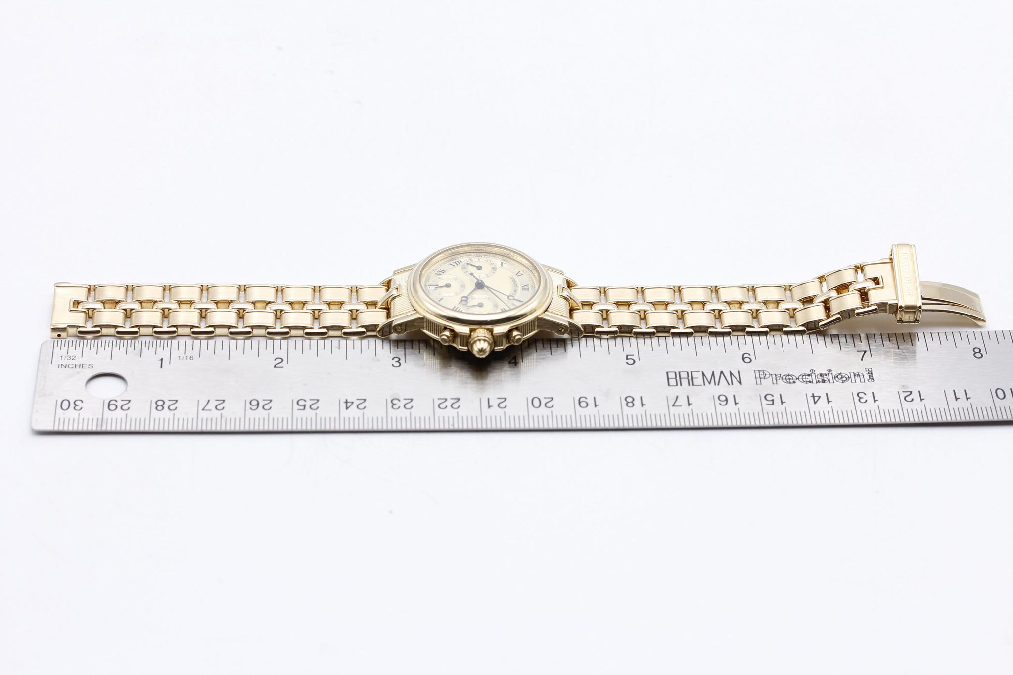 Watch Image 12