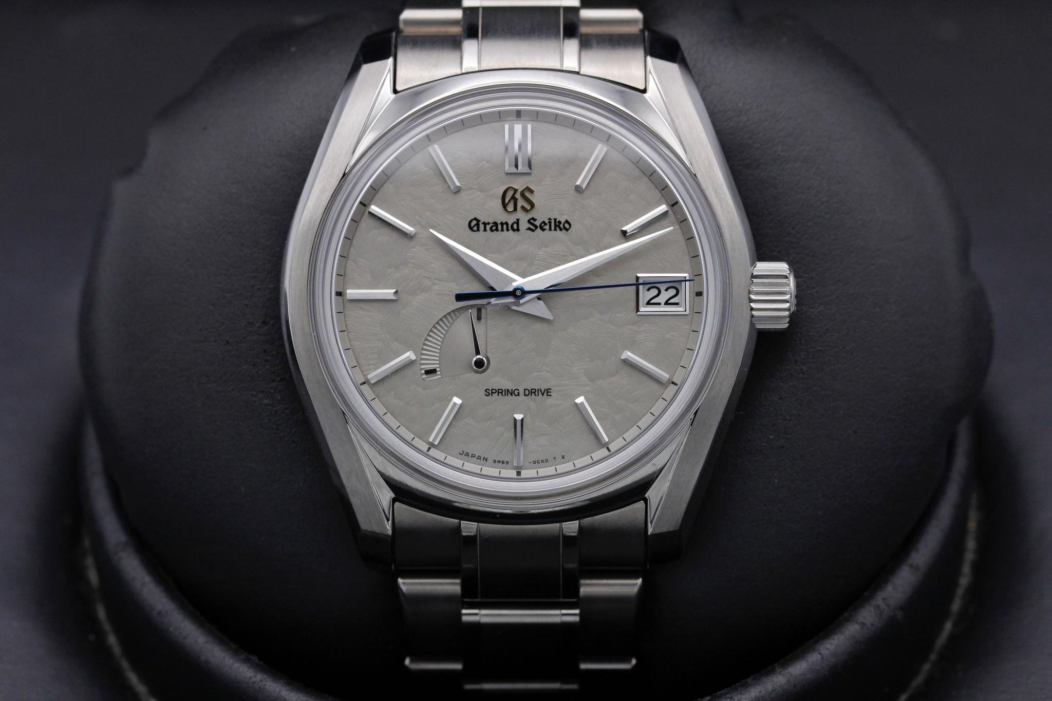 Watch Image 1