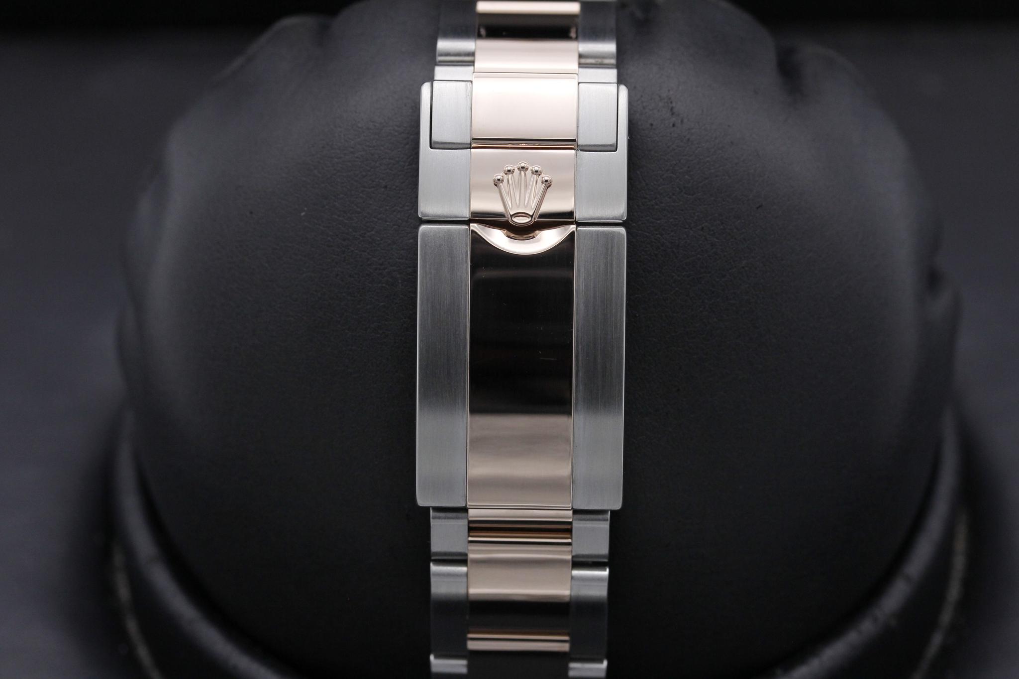 Watch Image 8