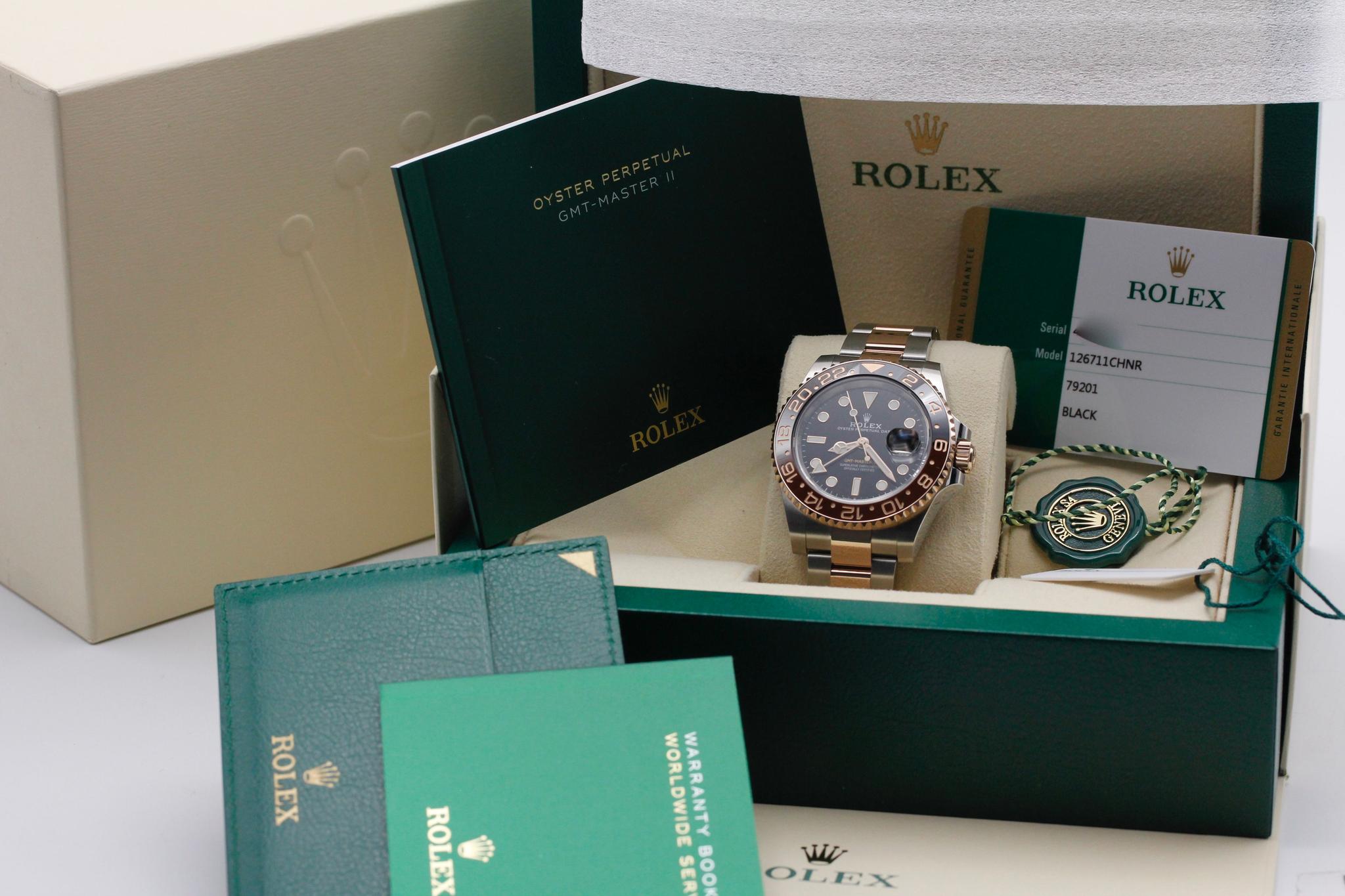 Watch Image 11