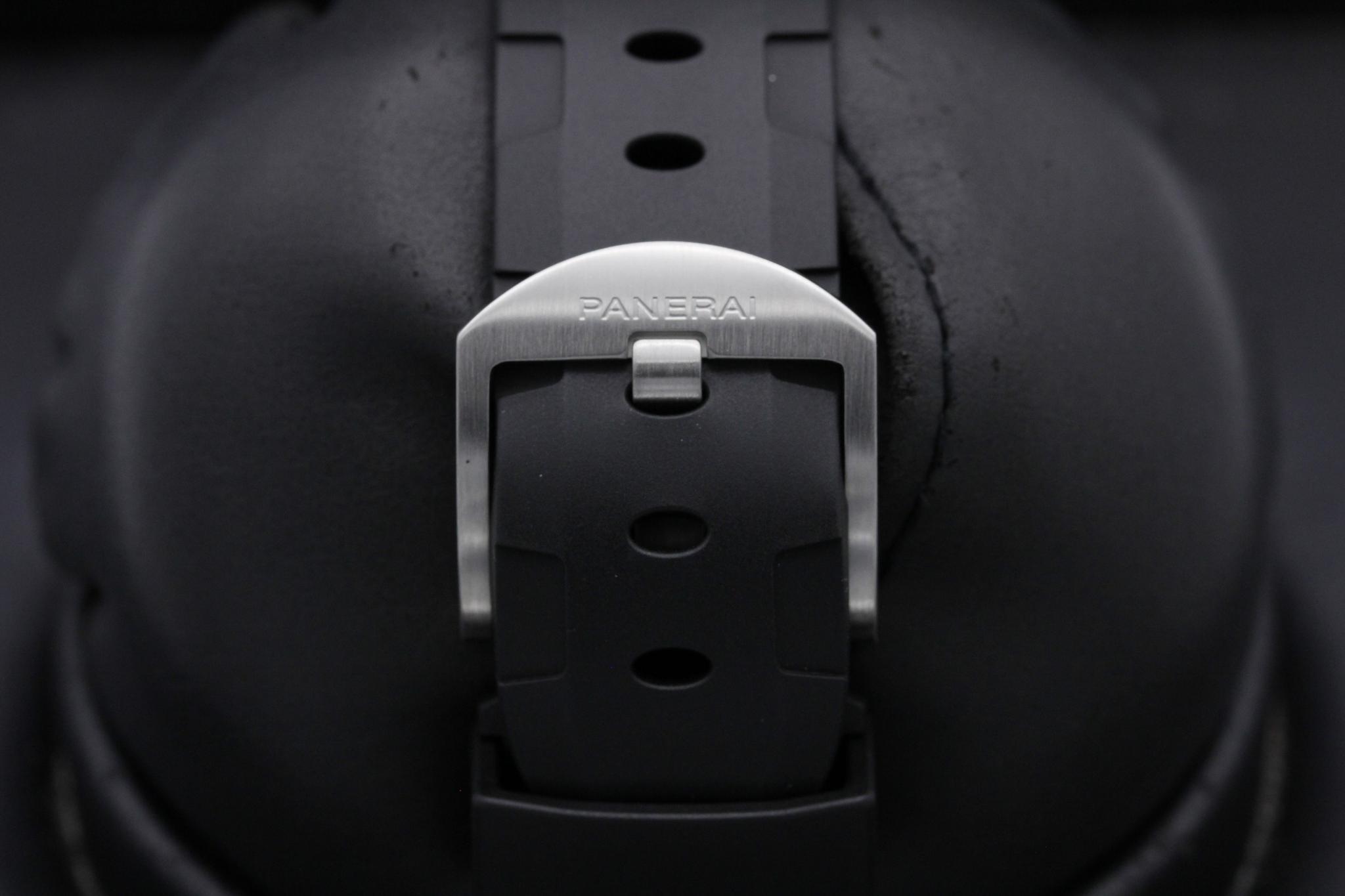 Watch Image 8