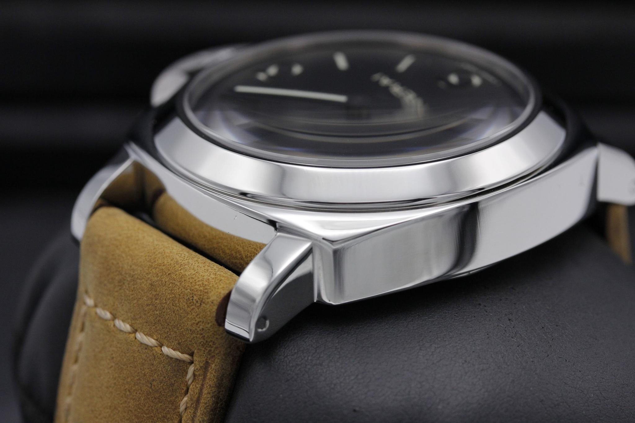 Watch Image 5