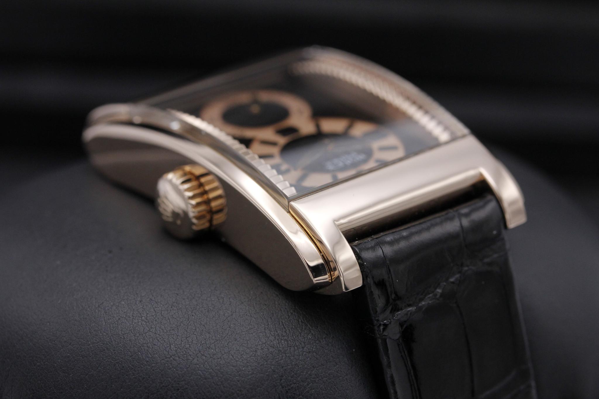 Watch Image 4