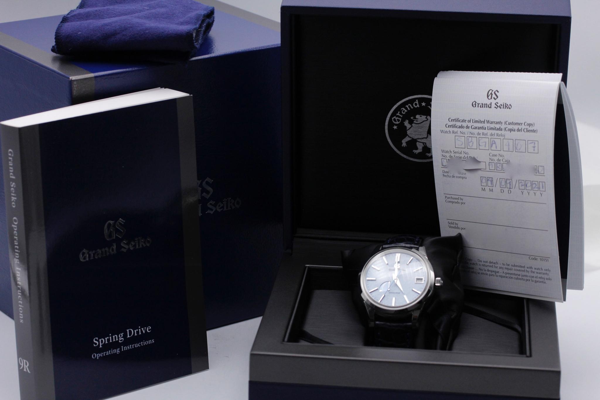 Watch Image 11