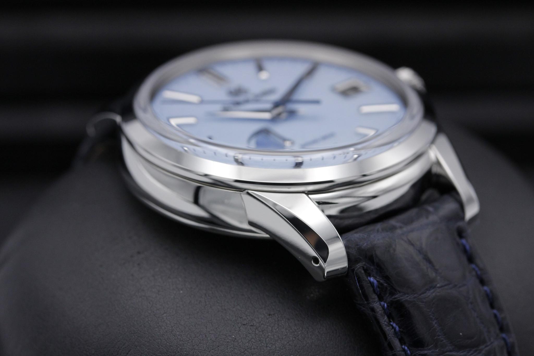 Watch Image 6