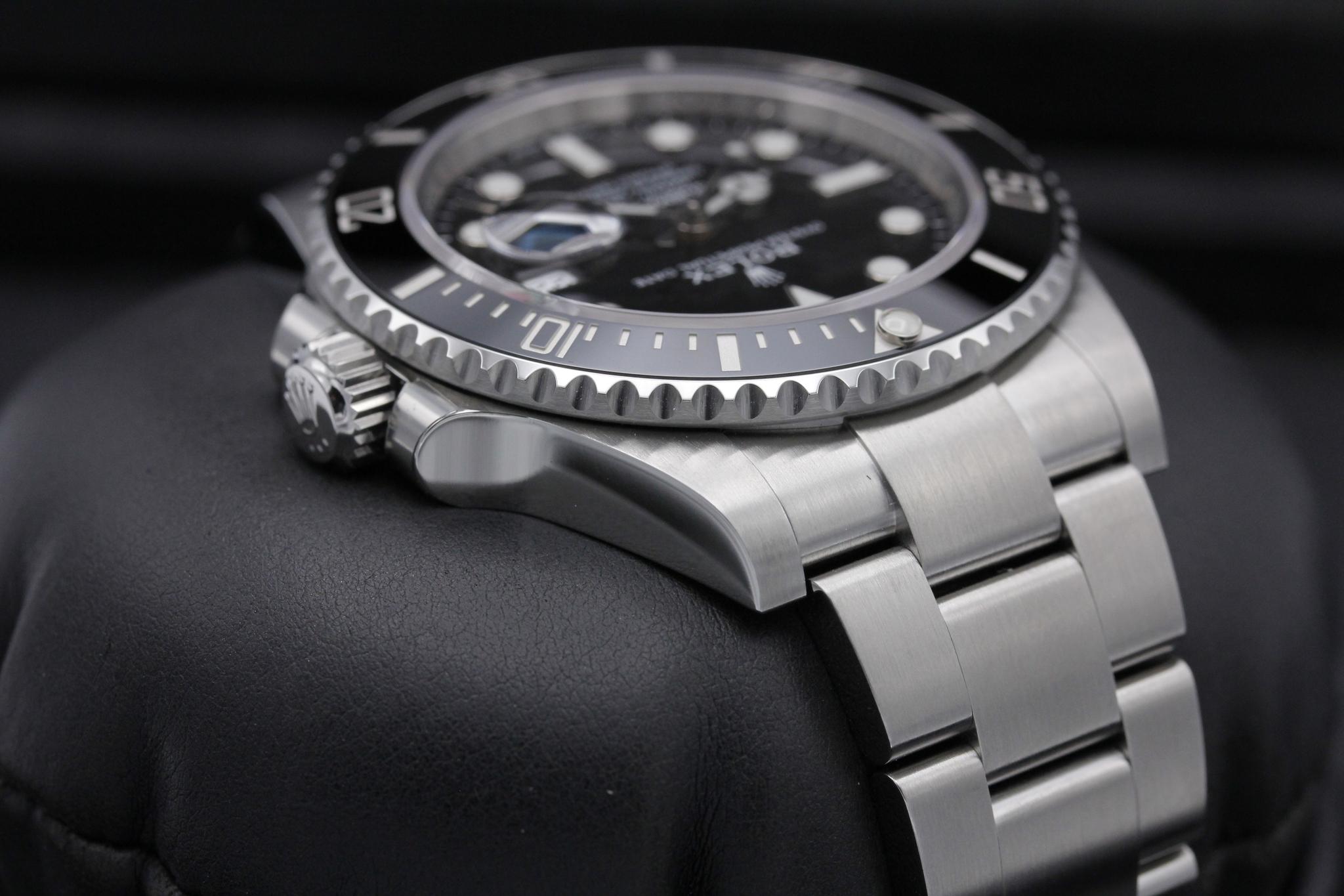 Watch Image 4