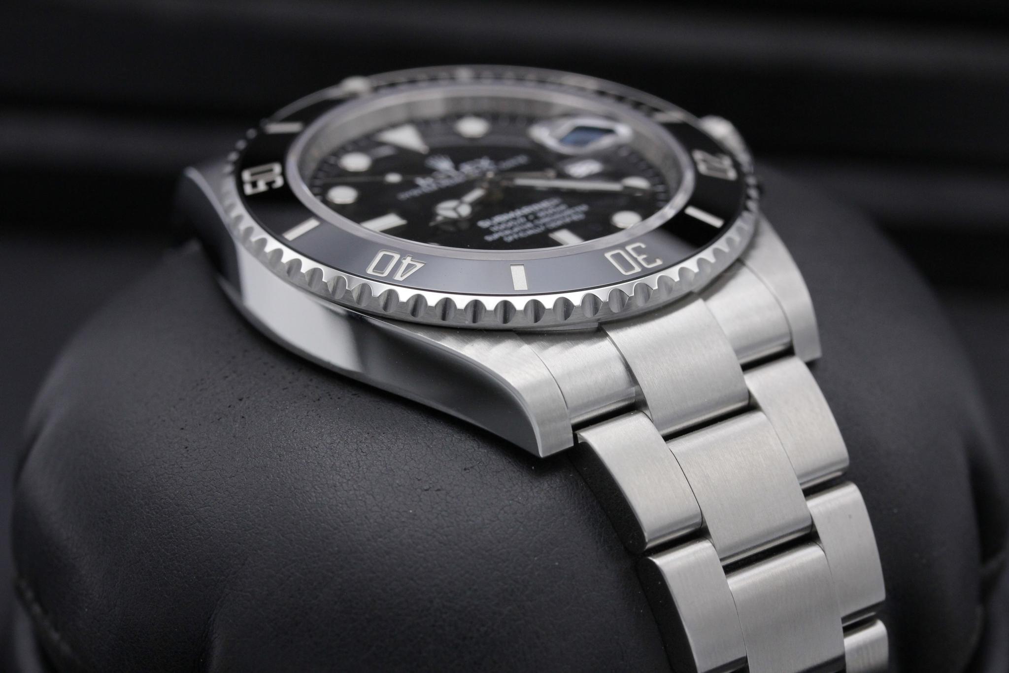 Watch Image 6