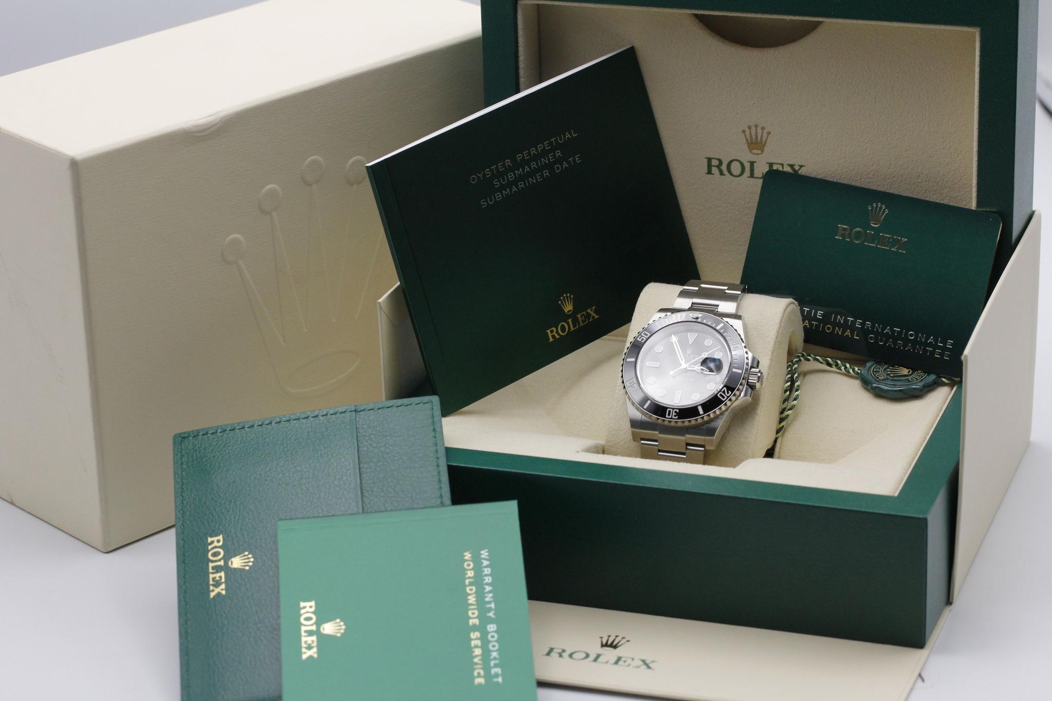Watch Image 11