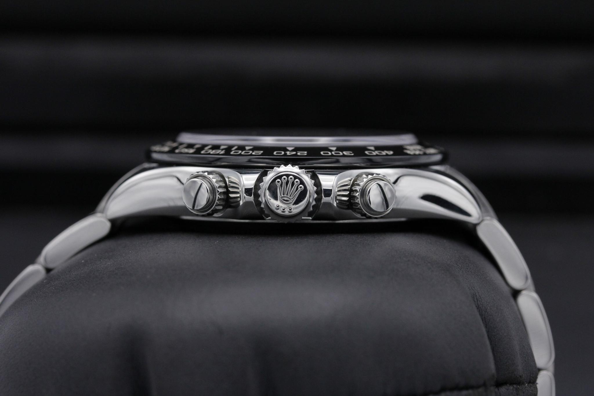 Watch Image 3