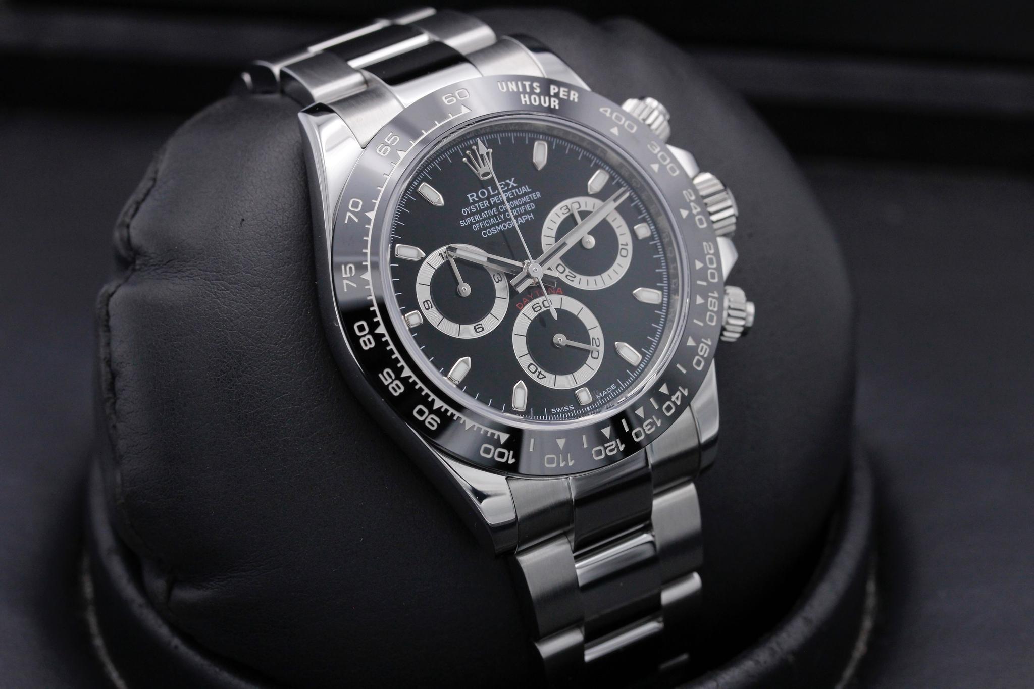 Watch Image 10