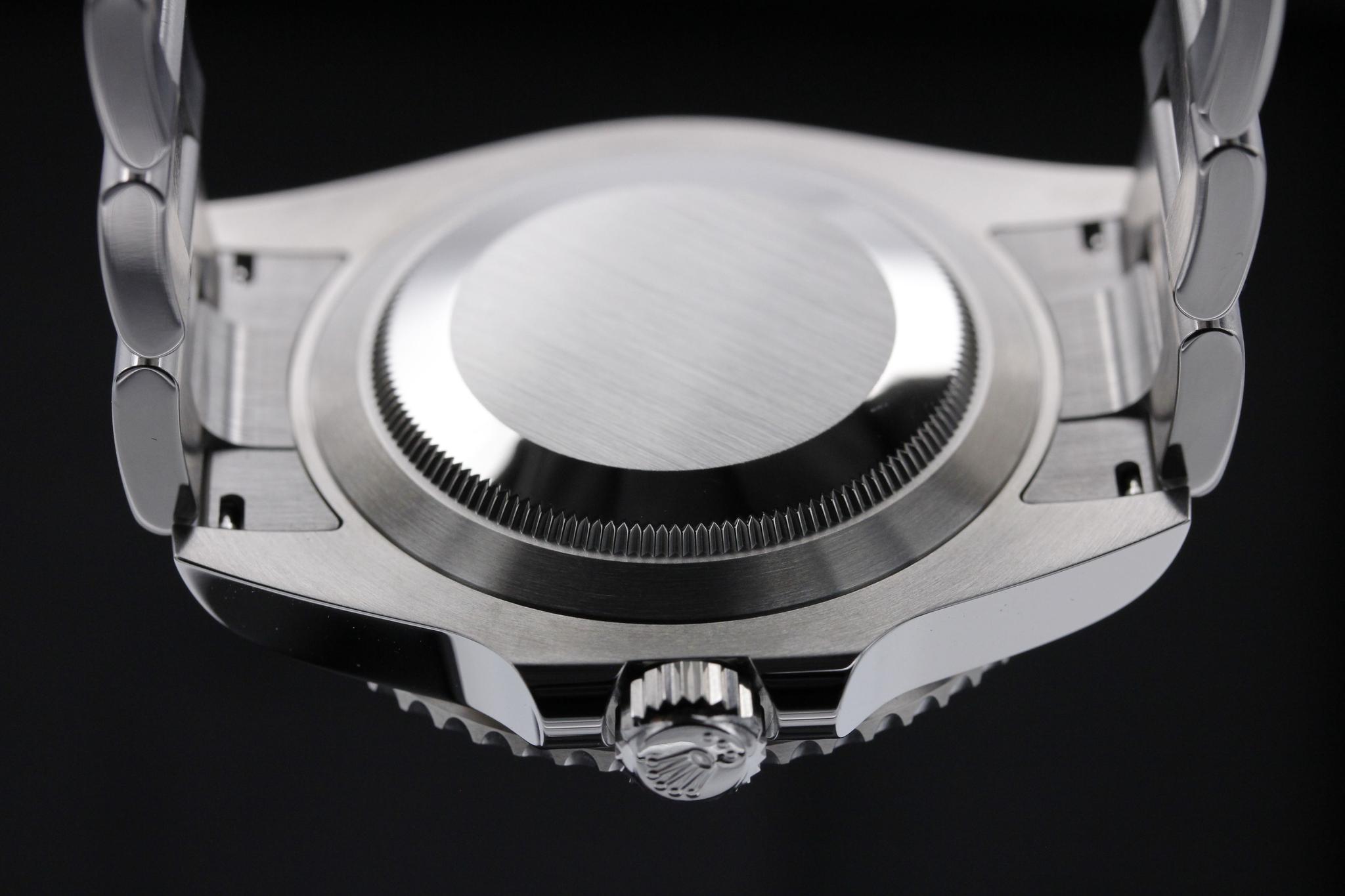 Watch Image 7