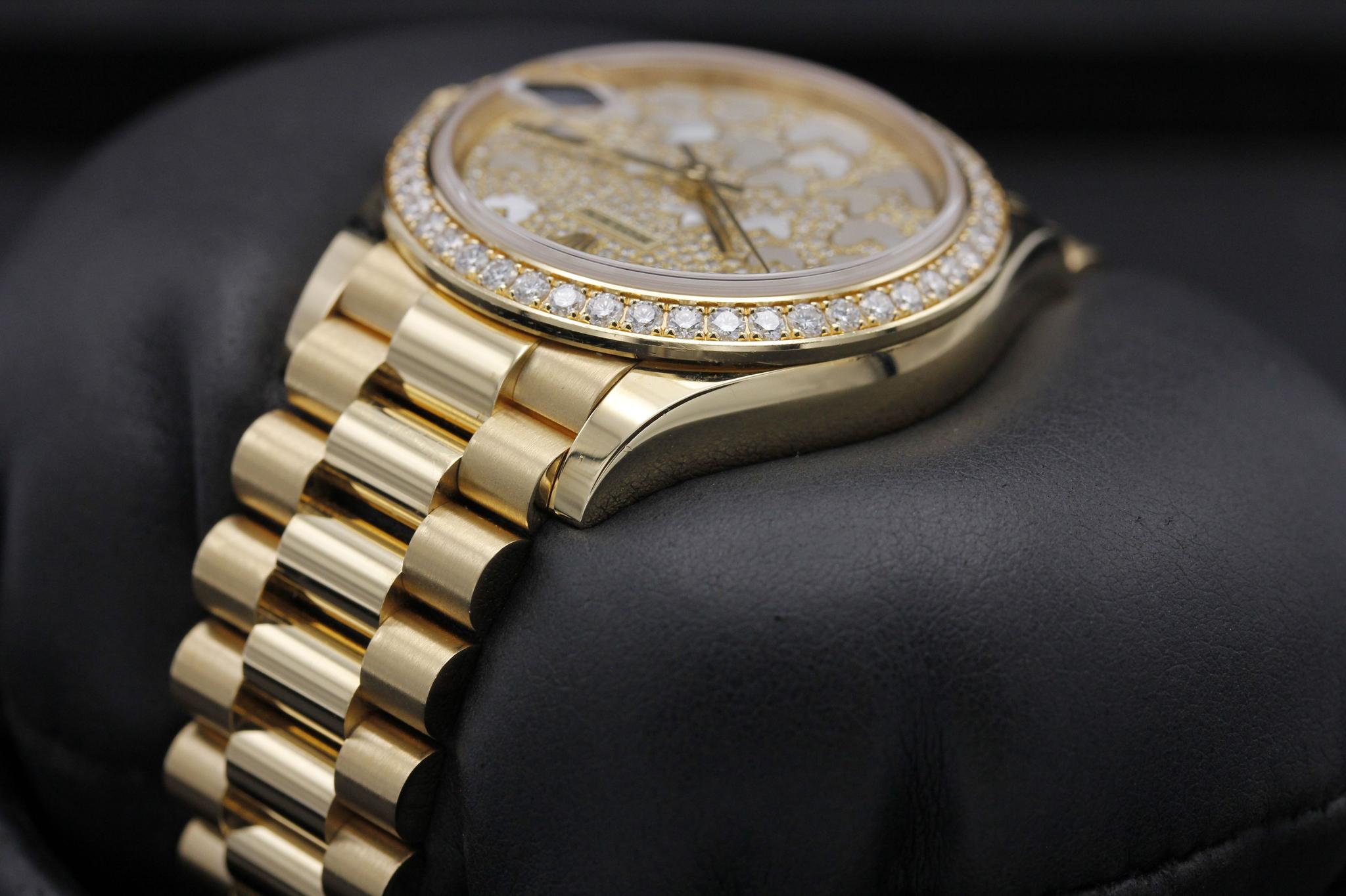 Watch Image 5