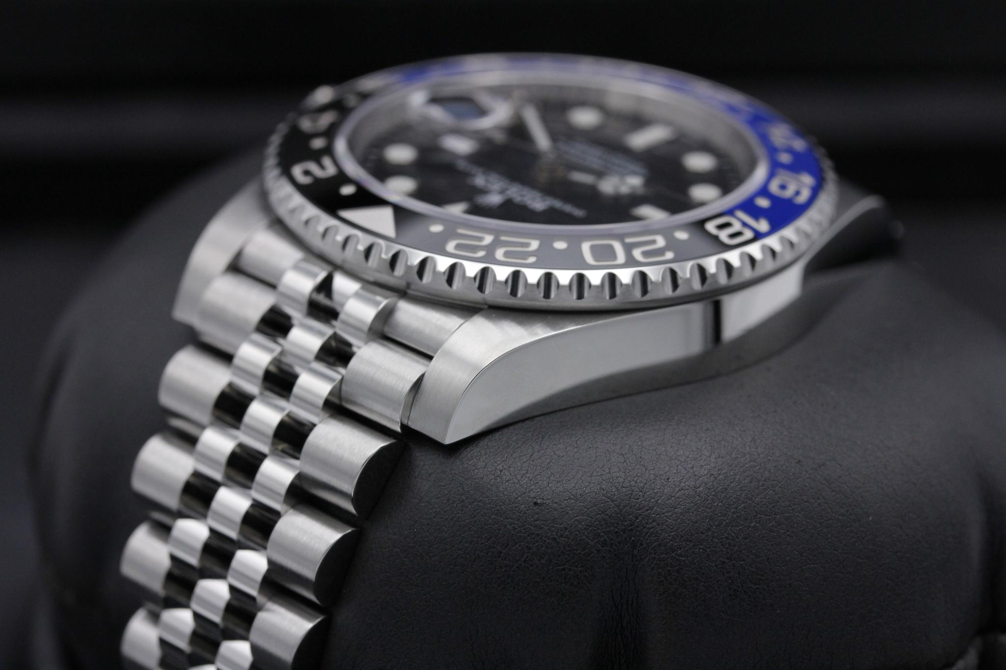 Watch Image 5