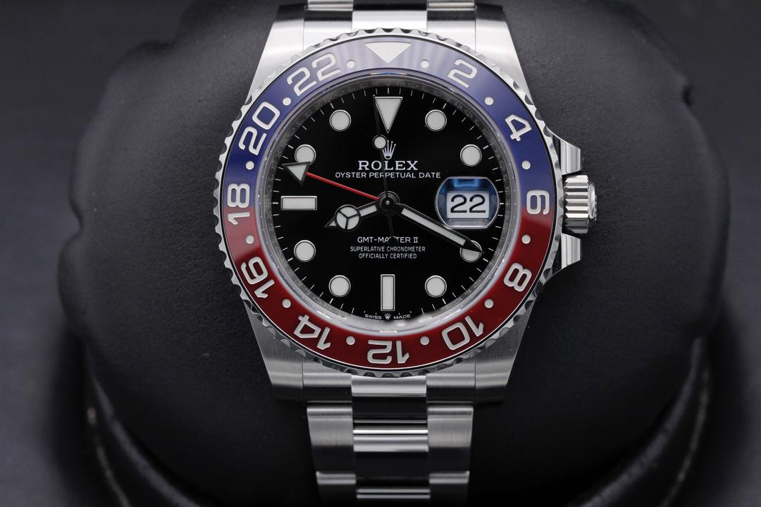 Rolex Gmt Master II "Pepsi" 126710blro